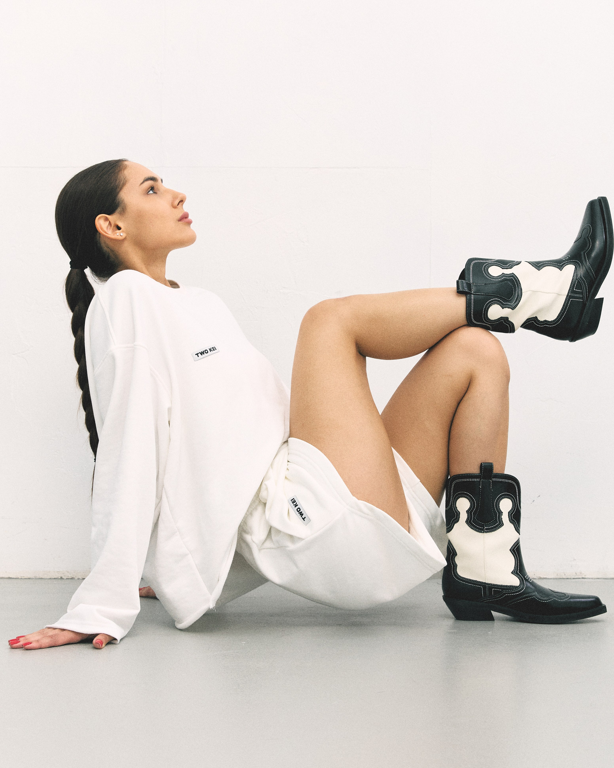 TWO KEY. Фотограф в Москве и Сургуте Алла Лесовая. Снимаю каталог для брендов и индивидуальные портреты для людей