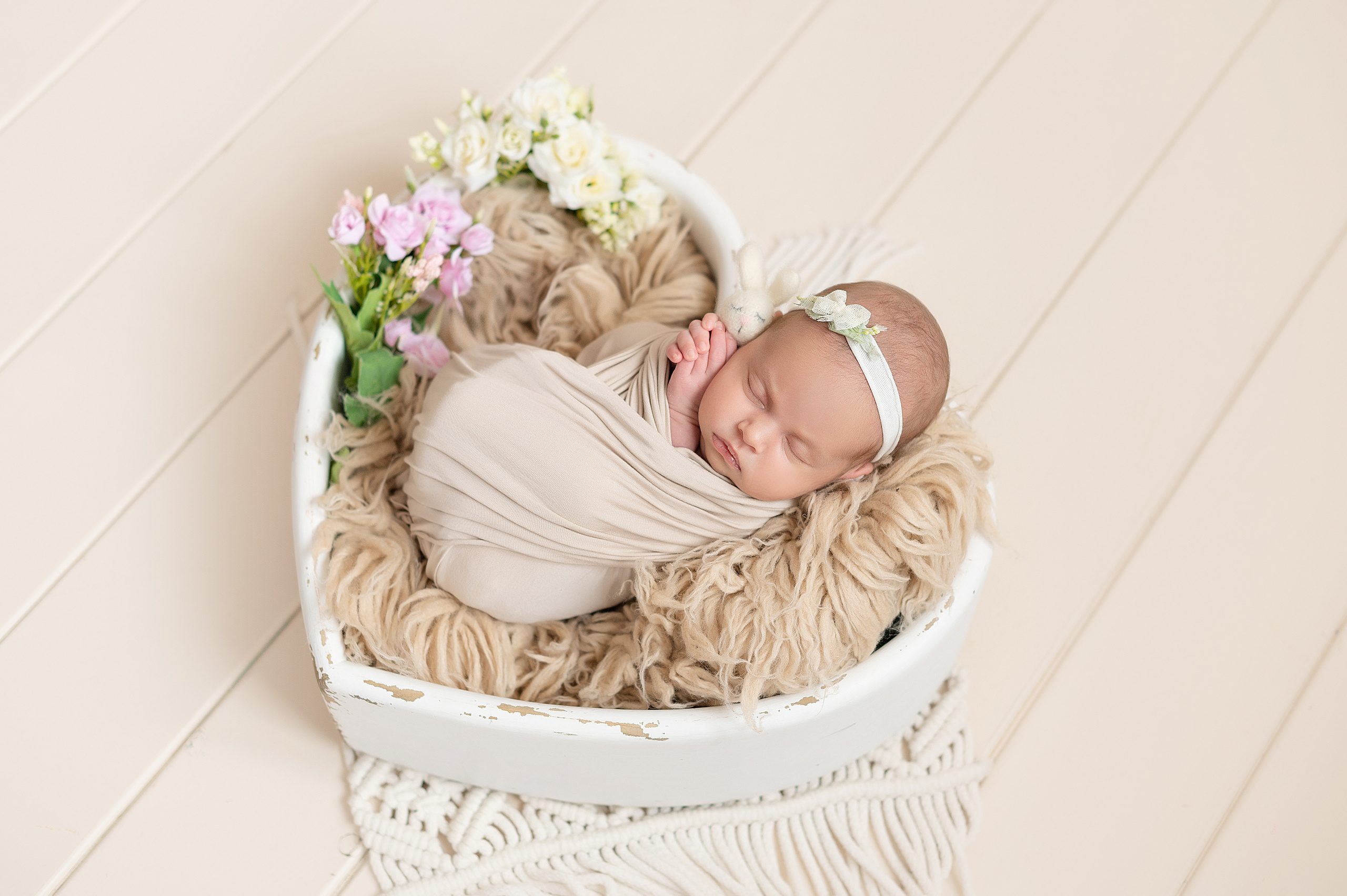 Полина, 14 дней. Детский и семейный фотограф в Красноярске. Фотосессии новорожденных малышей до 1 месяца