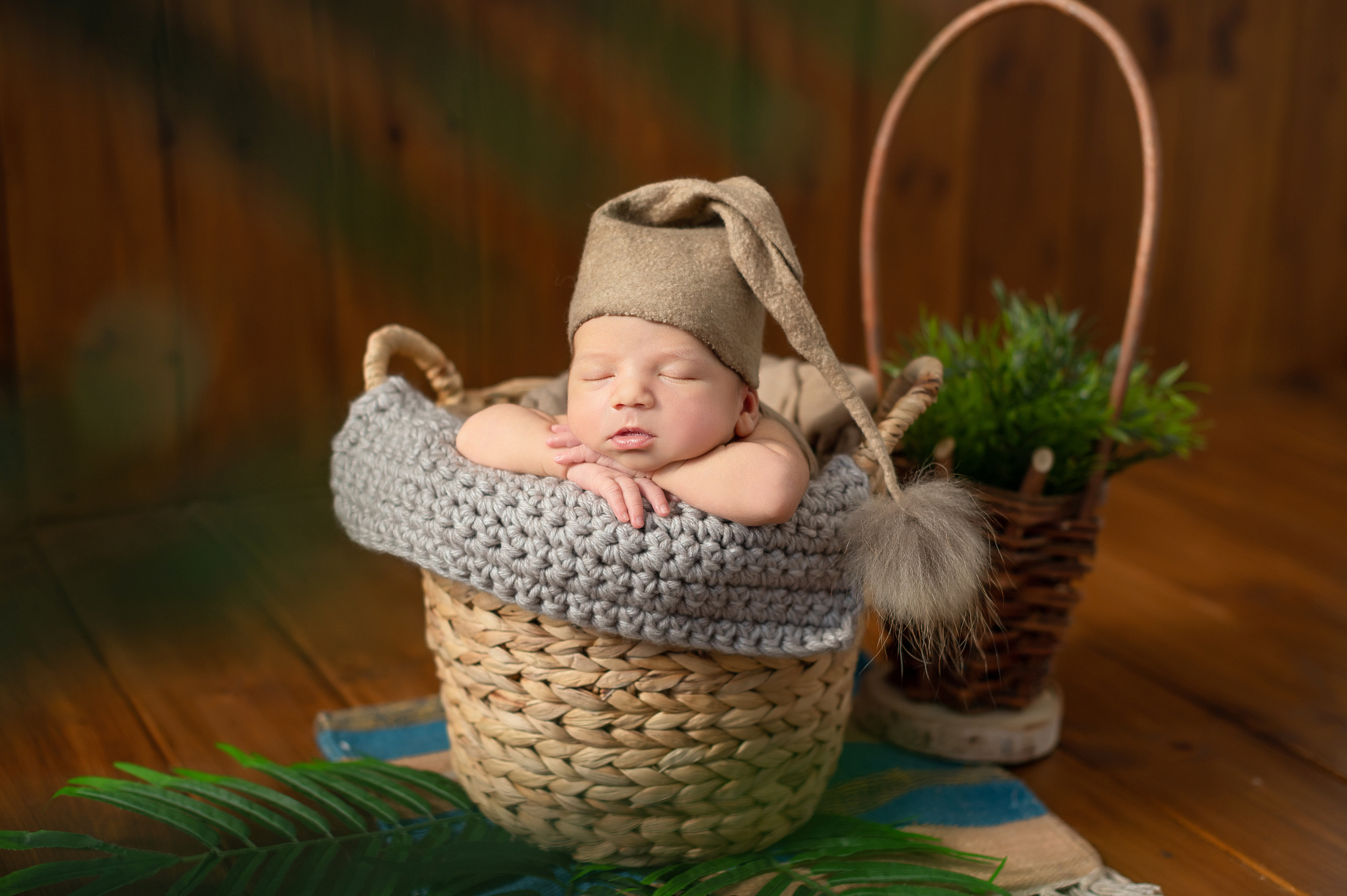 Первая нежная фотосессия малыша Леонида. Детский и семейный фотограф в Красноярске. Фотосессии новорожденных малышей до 1 месяца