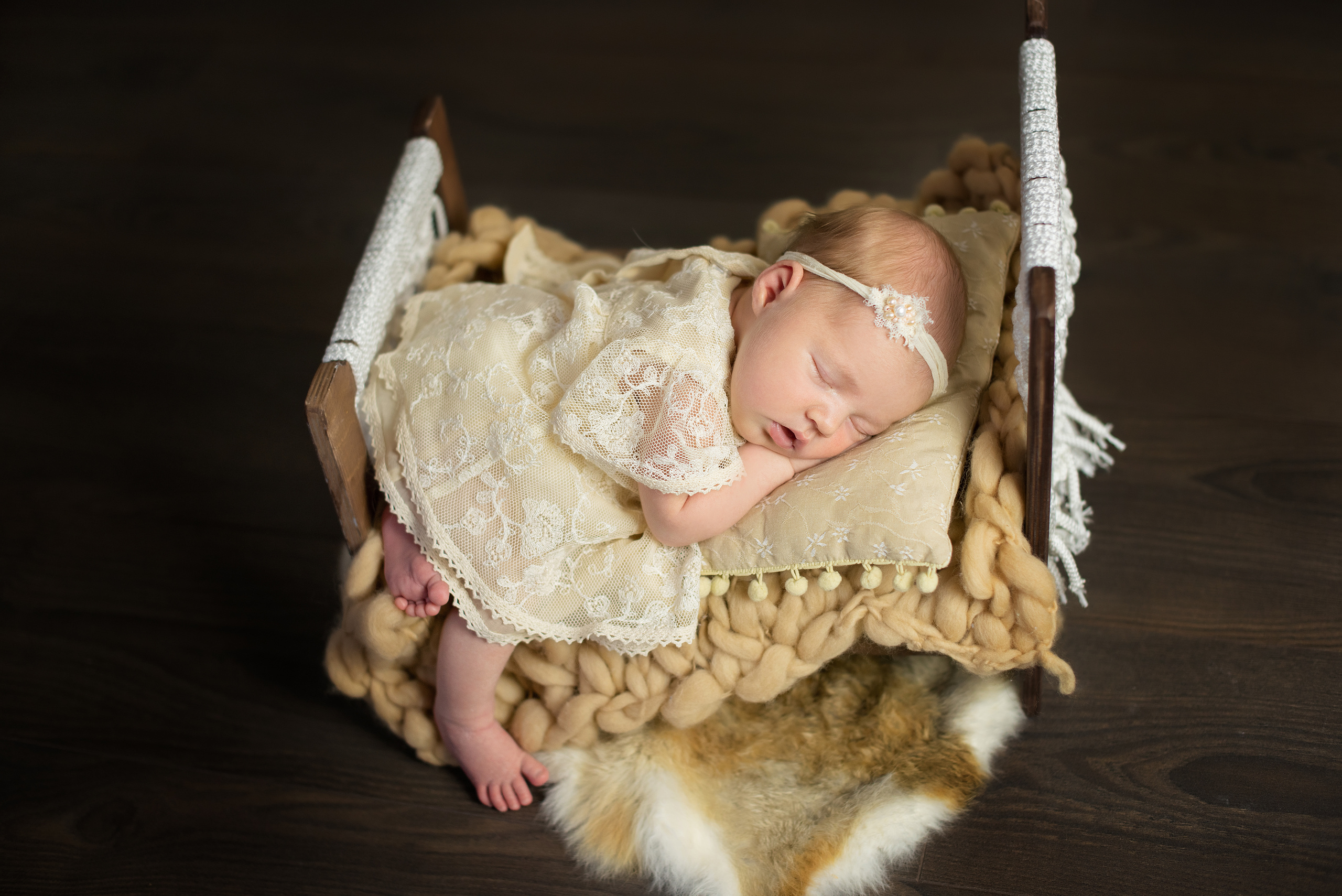 Дарья, 12 дней. Детский и семейный фотограф в Красноярске. Фотосессии новорожденных малышей до 1 месяца