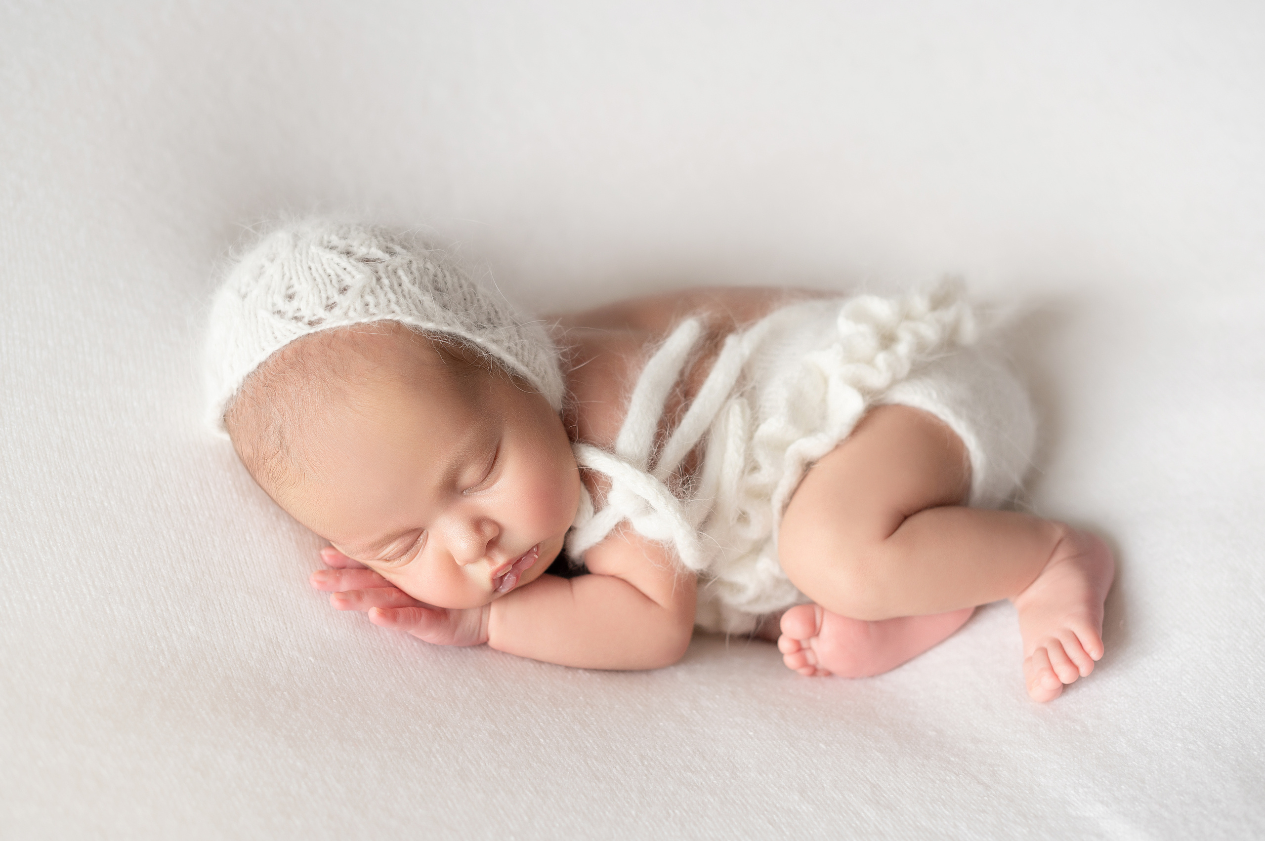 Полина, 14 дней. Детский и семейный фотограф в Красноярске. Фотосессии новорожденных малышей до 1 месяца