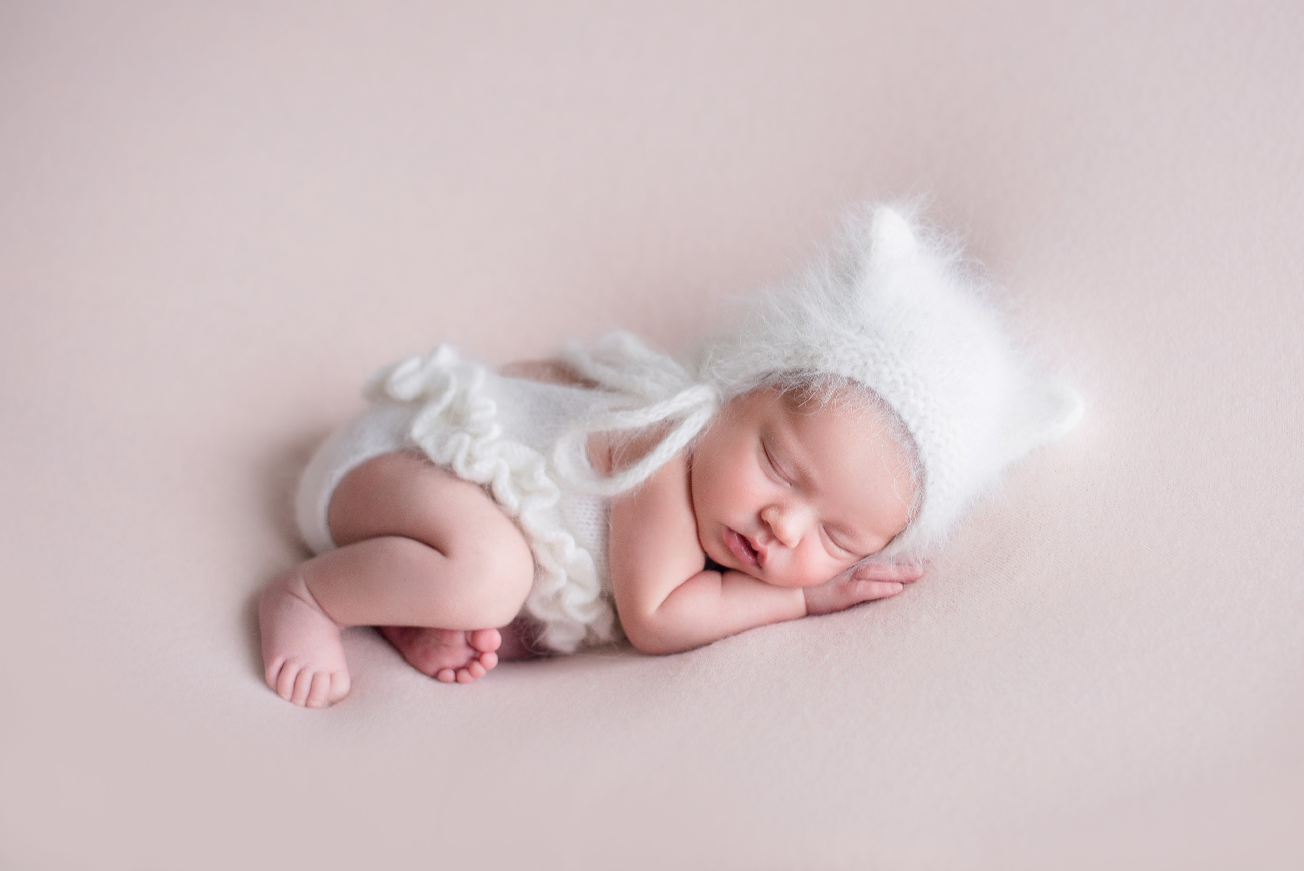 Дарья, 12 дней. Детский и семейный фотограф в Красноярске. Фотосессии новорожденных малышей до 1 месяца