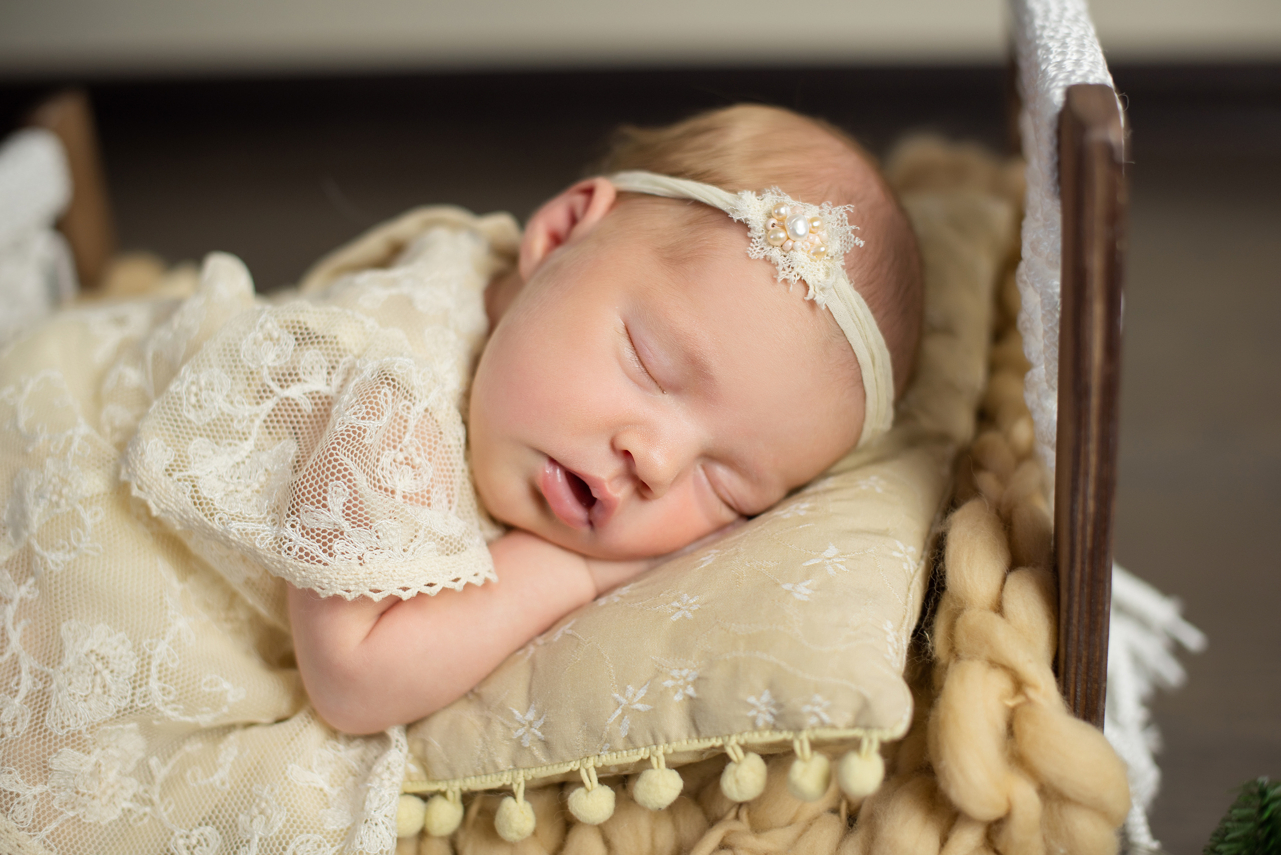 Дарья, 12 дней. Детский и семейный фотограф в Красноярске. Фотосессии новорожденных малышей до 1 месяца