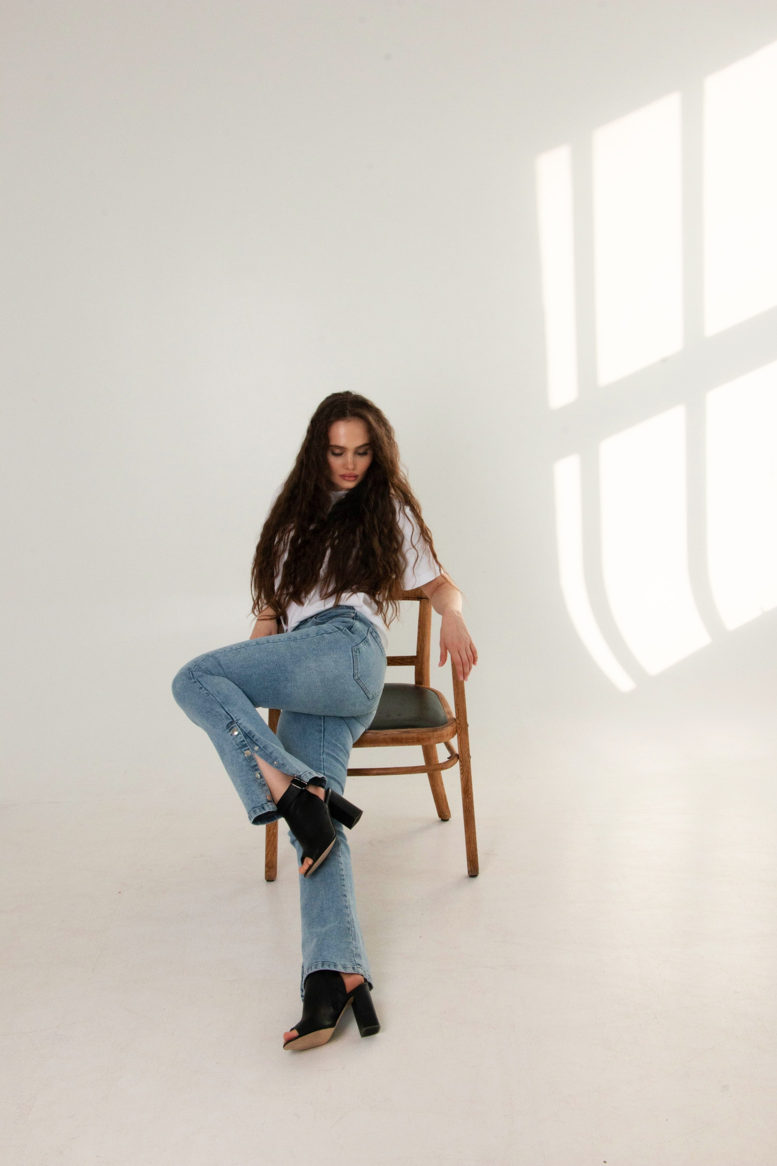 Алина. Бережно сохраняю ваши чувства и истории на своих фотографиях