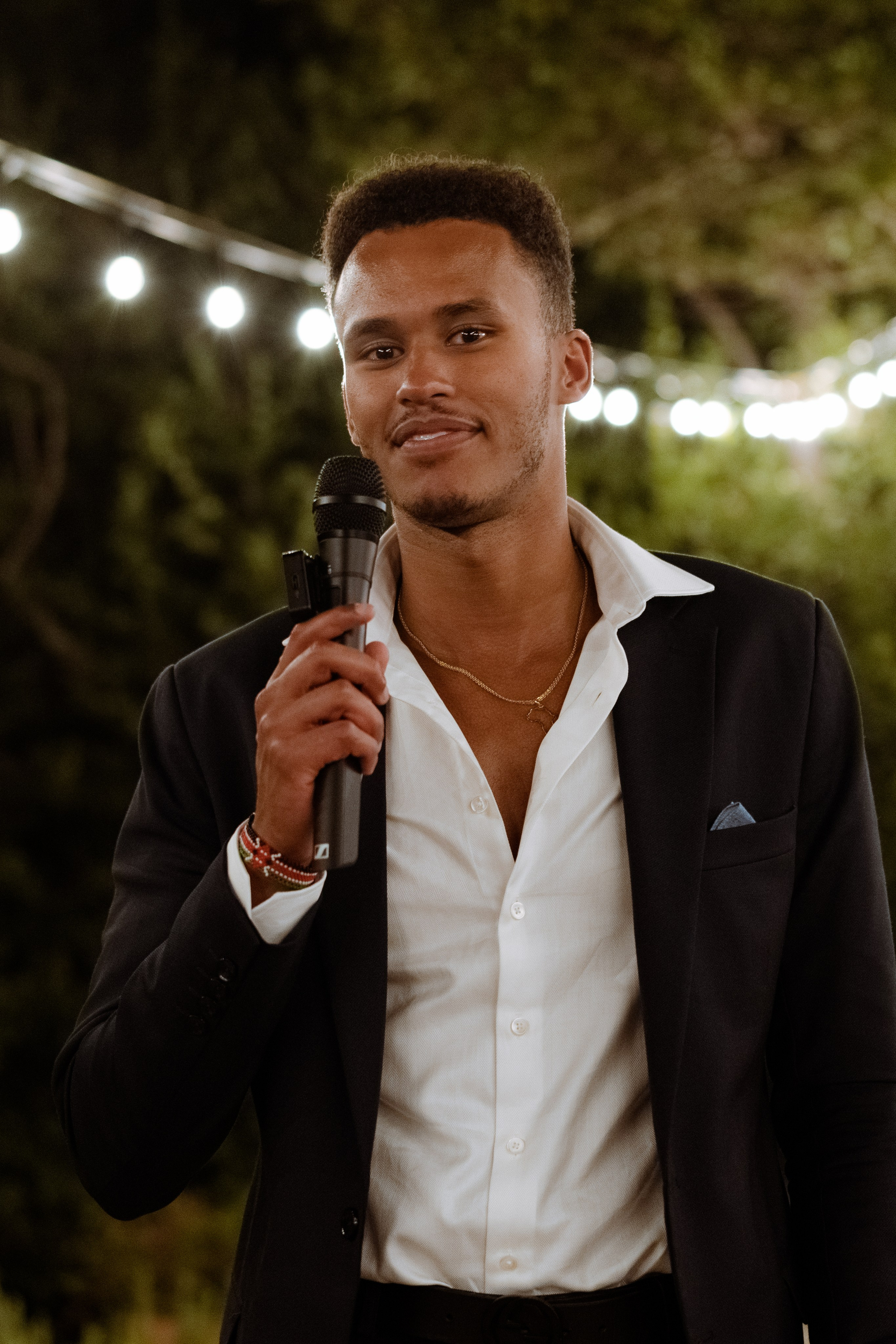 Viktor-Daniela. Elopement Wedding Photographer