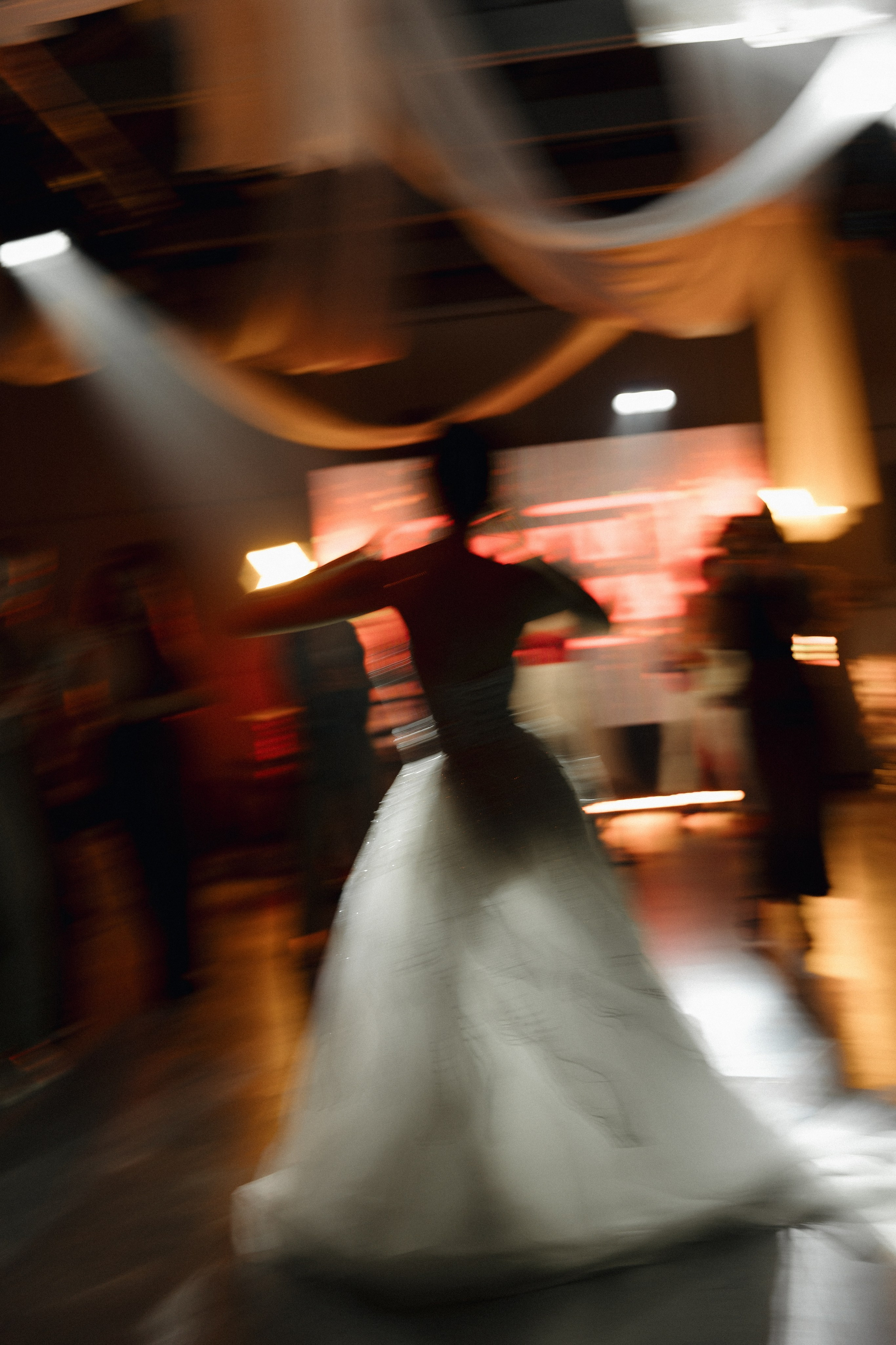 И жили они долго и очень счастливо. Михаил и Юлия Лыженко — свадебный фотограф Волгоград