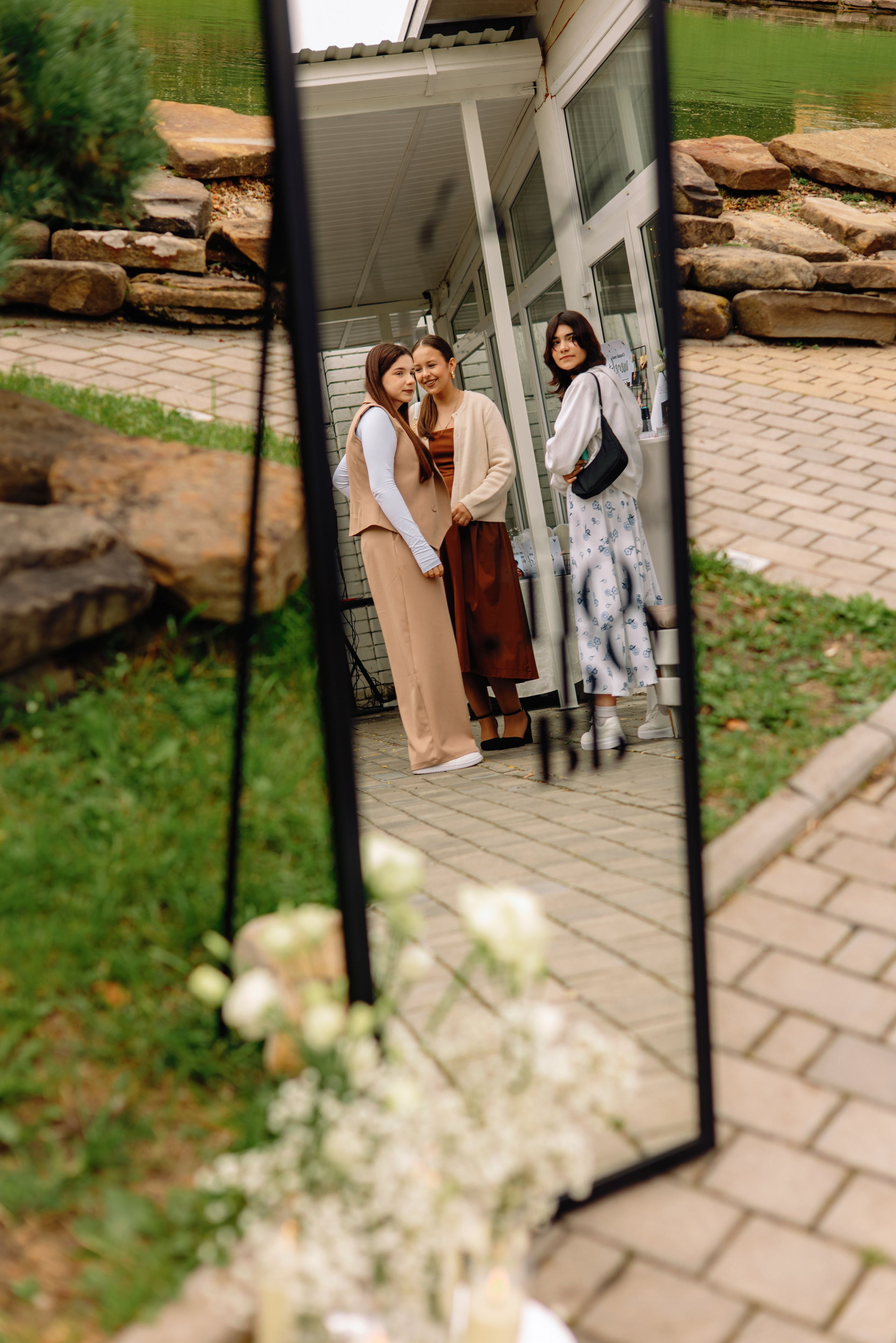 А ВНУТРИ — УРАГАН