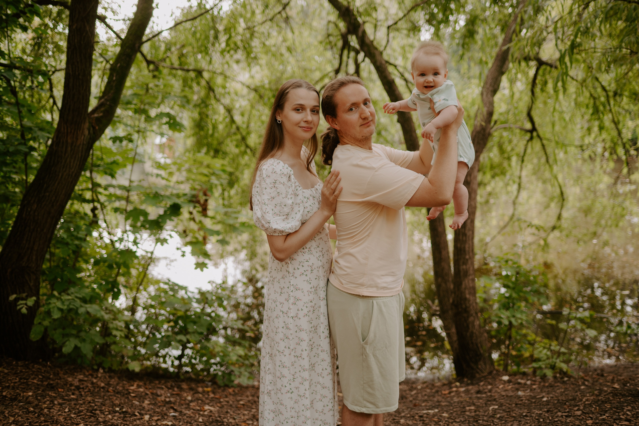 Пикничок втроем. Свадебный, репортажный и семейный фотограф в Москве Арина Зак