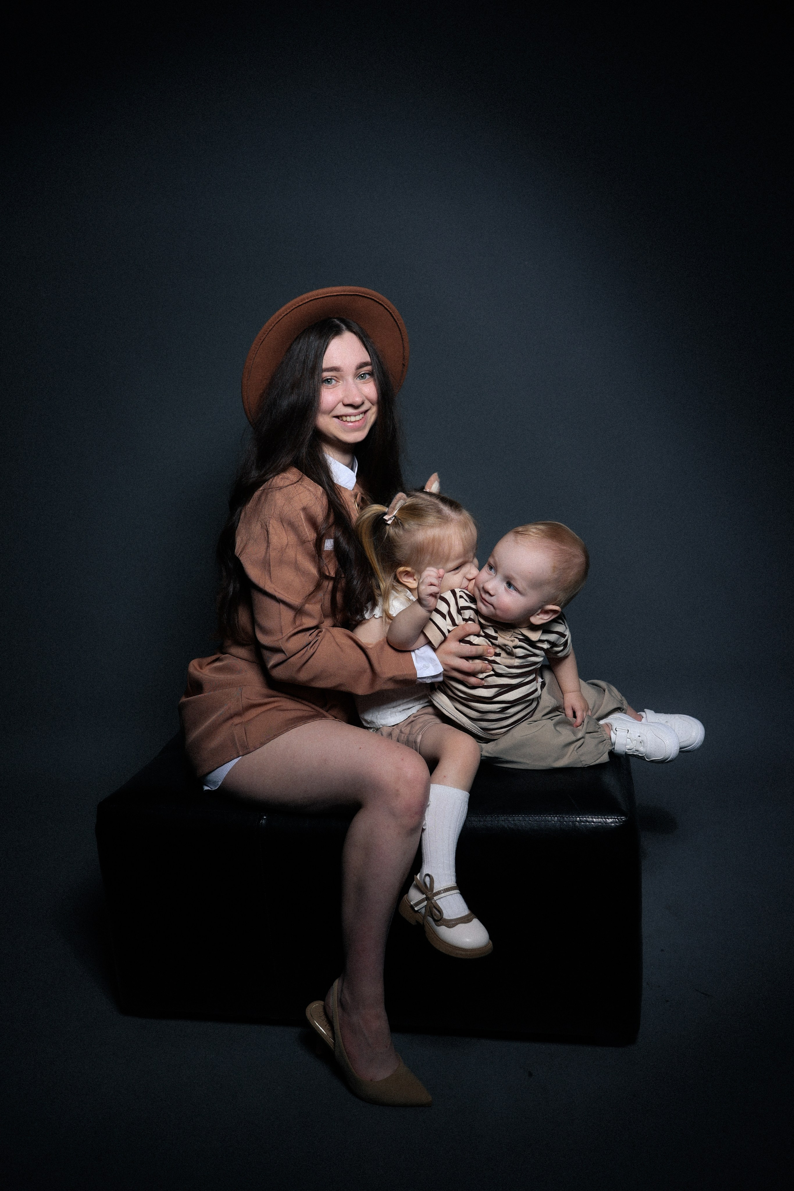 Лиза с детками. Фотограф НатаФото (Наталья Яковенко) Дмитров Москва Питер