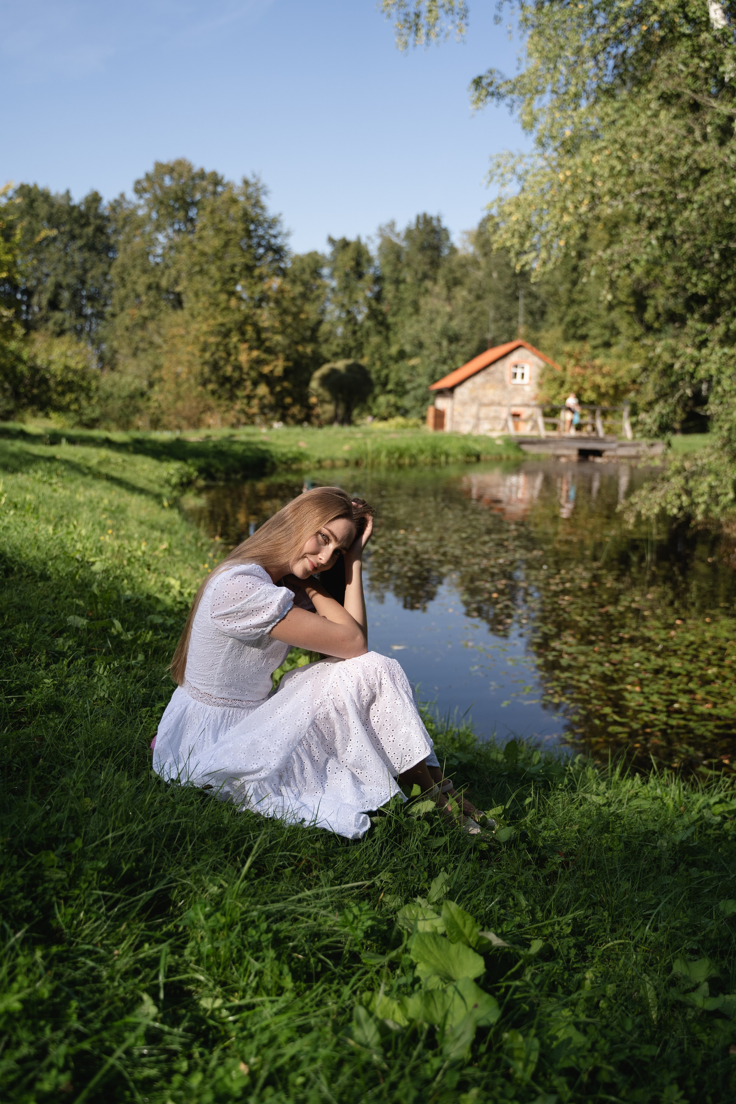 Наталья в Усадьбе Михайловское. Свадебный и семейный фотограф в Пскове и Острове Света Суворова