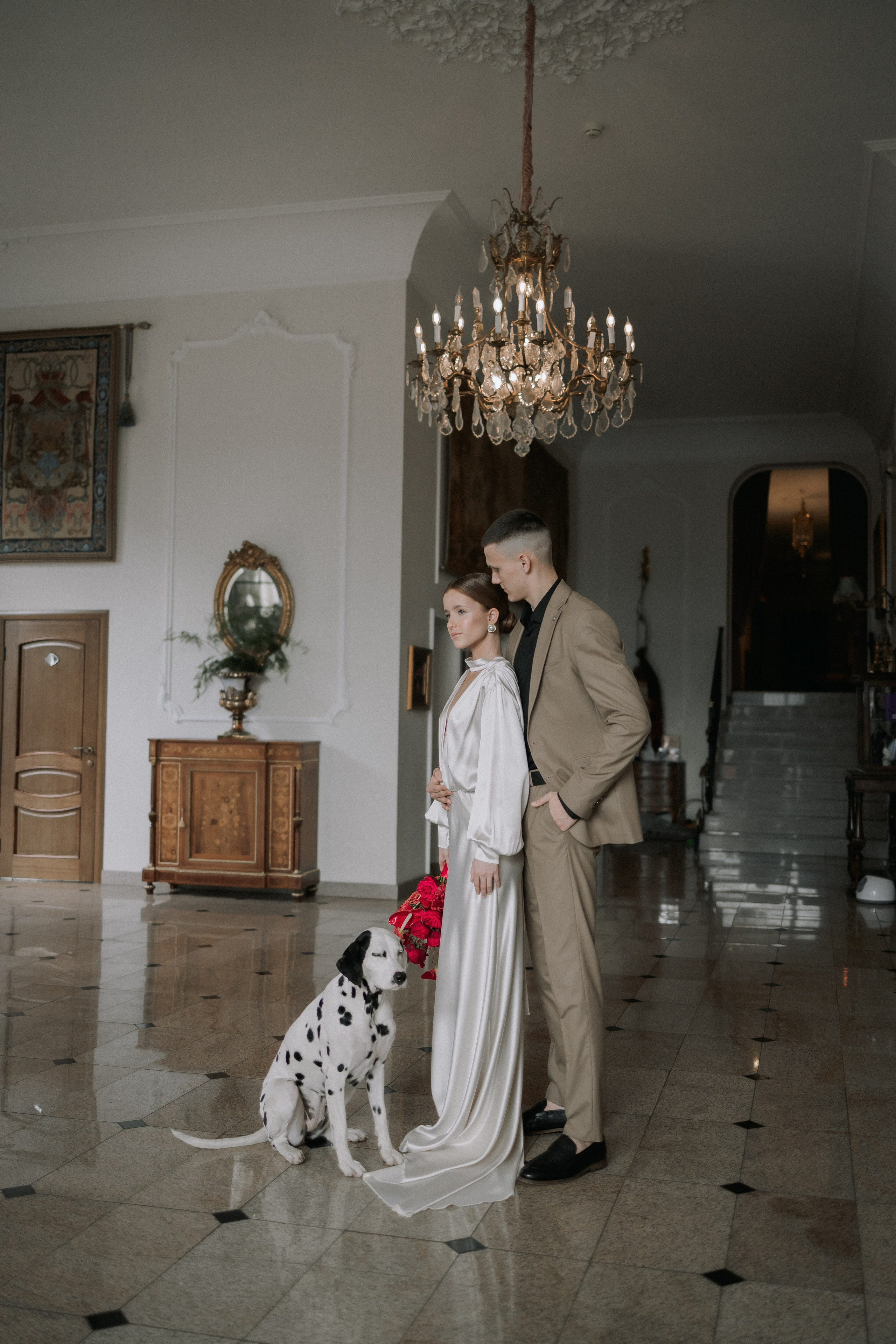 Свадебная прогулка Адель и Артём. Свадебная фотография. Арина Рубах