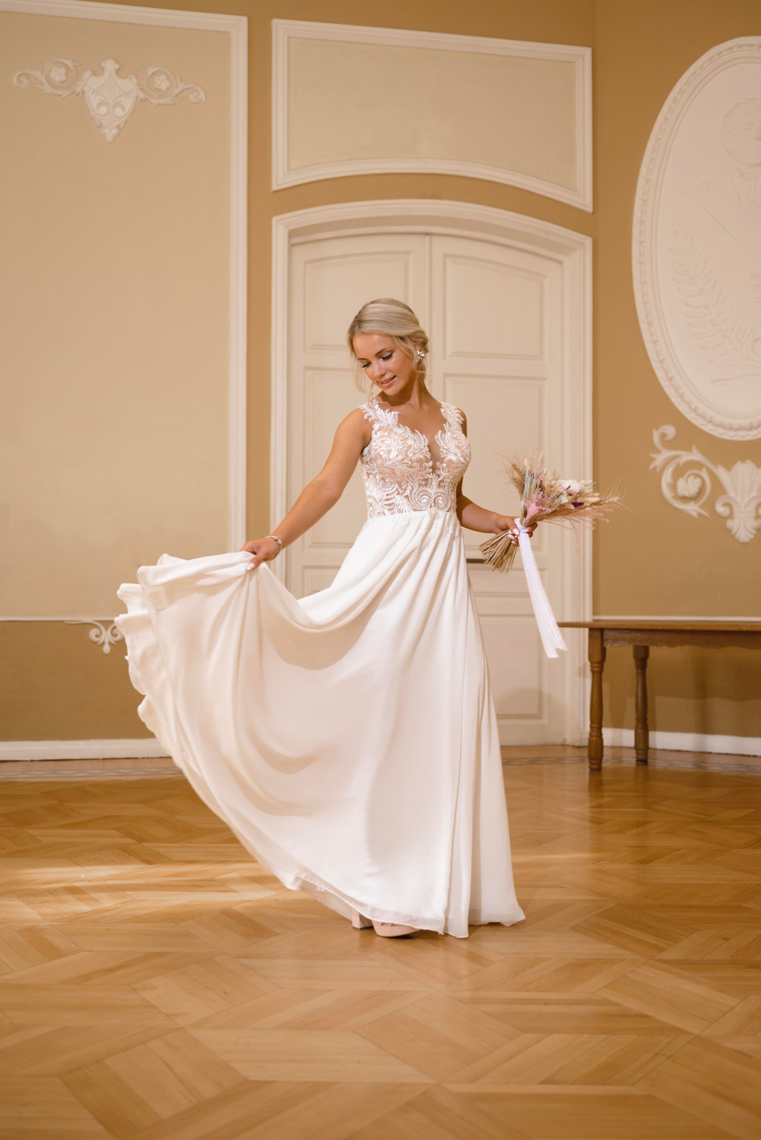 Веселая прогулка на самокатах. Свадебный фотограф в Тамбове Андрей Шаталов