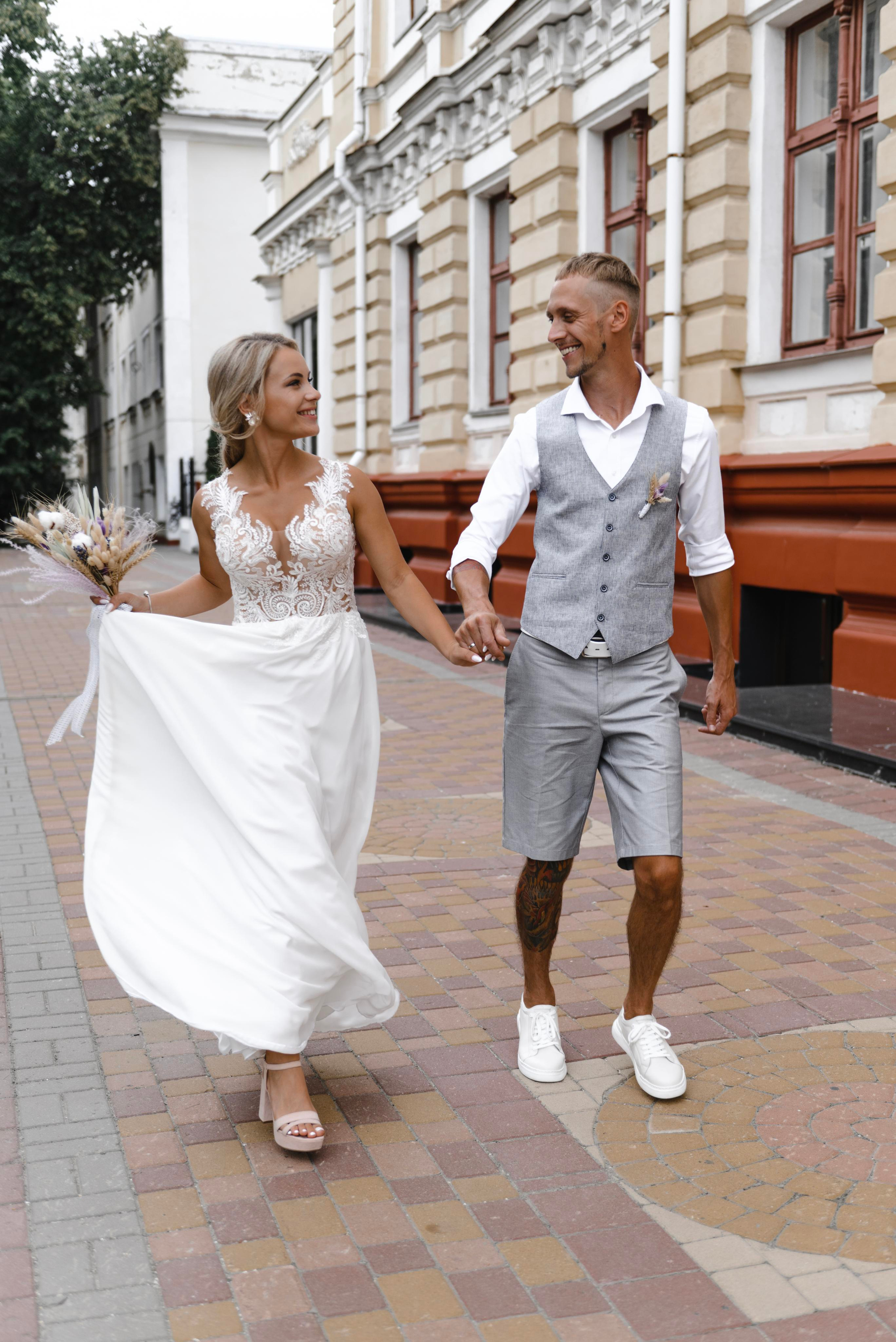 Веселая прогулка на самокатах. Свадебный фотограф в Тамбове Андрей Шаталов