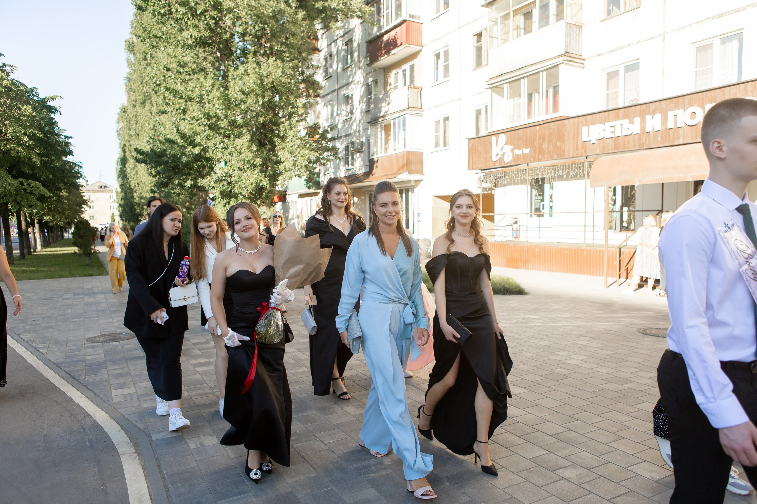 Выпускной Гимназия 12 2024 г. Свадебный и портретный Фотограф в Липецке Дмитрий Котюков