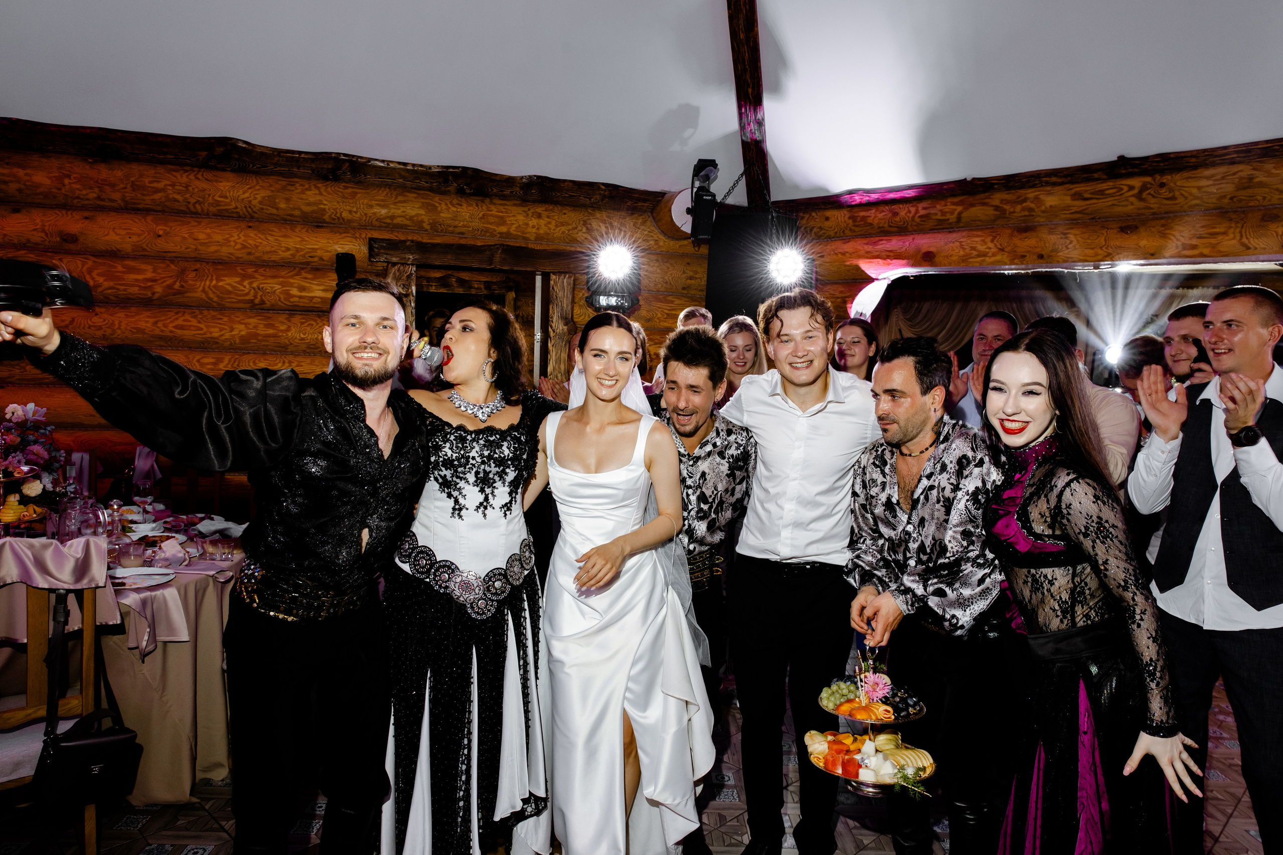 Антон и Наташа. Свадебный фотограф Анна Бабахина