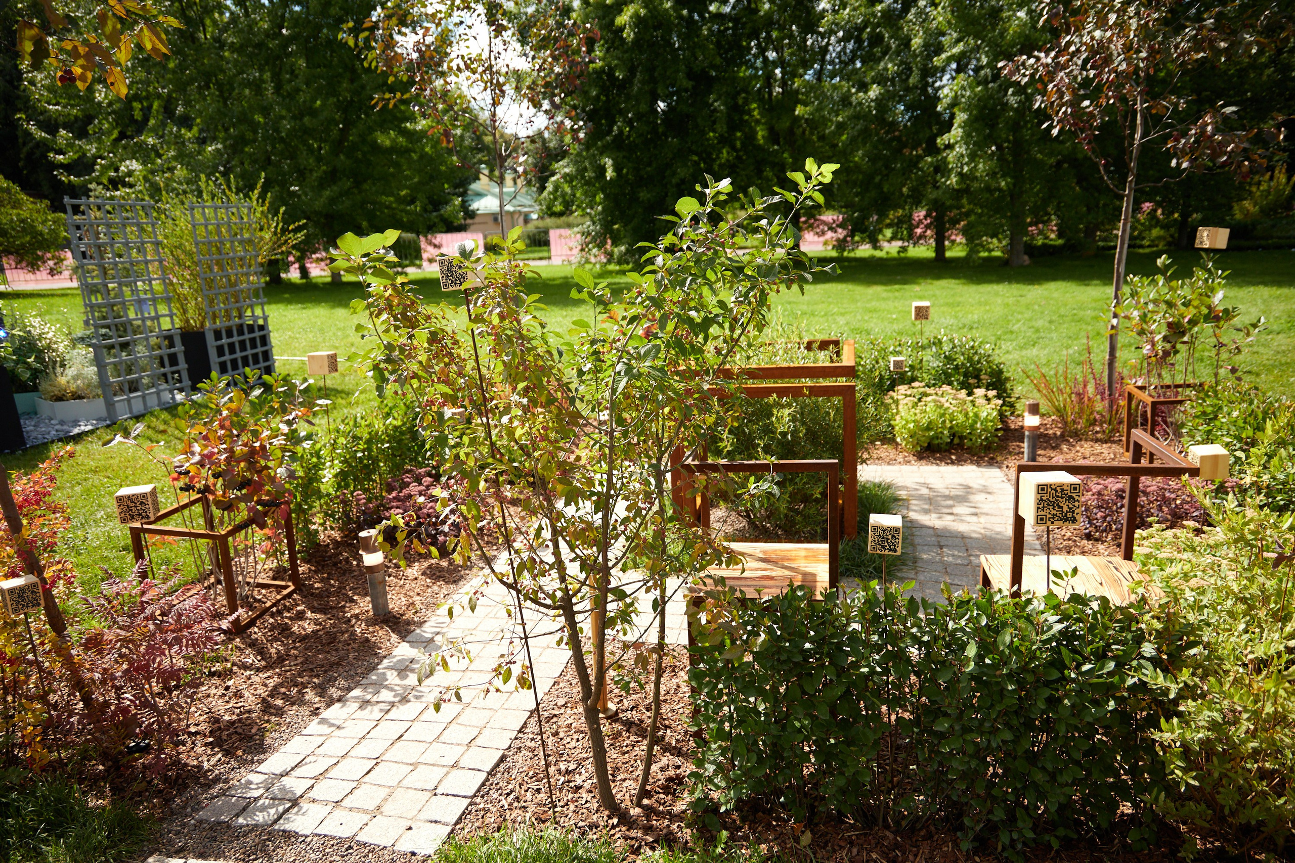 Выставка Сады и Наука. Предметный и контентный фотограф в Москве Курочкина Оксана