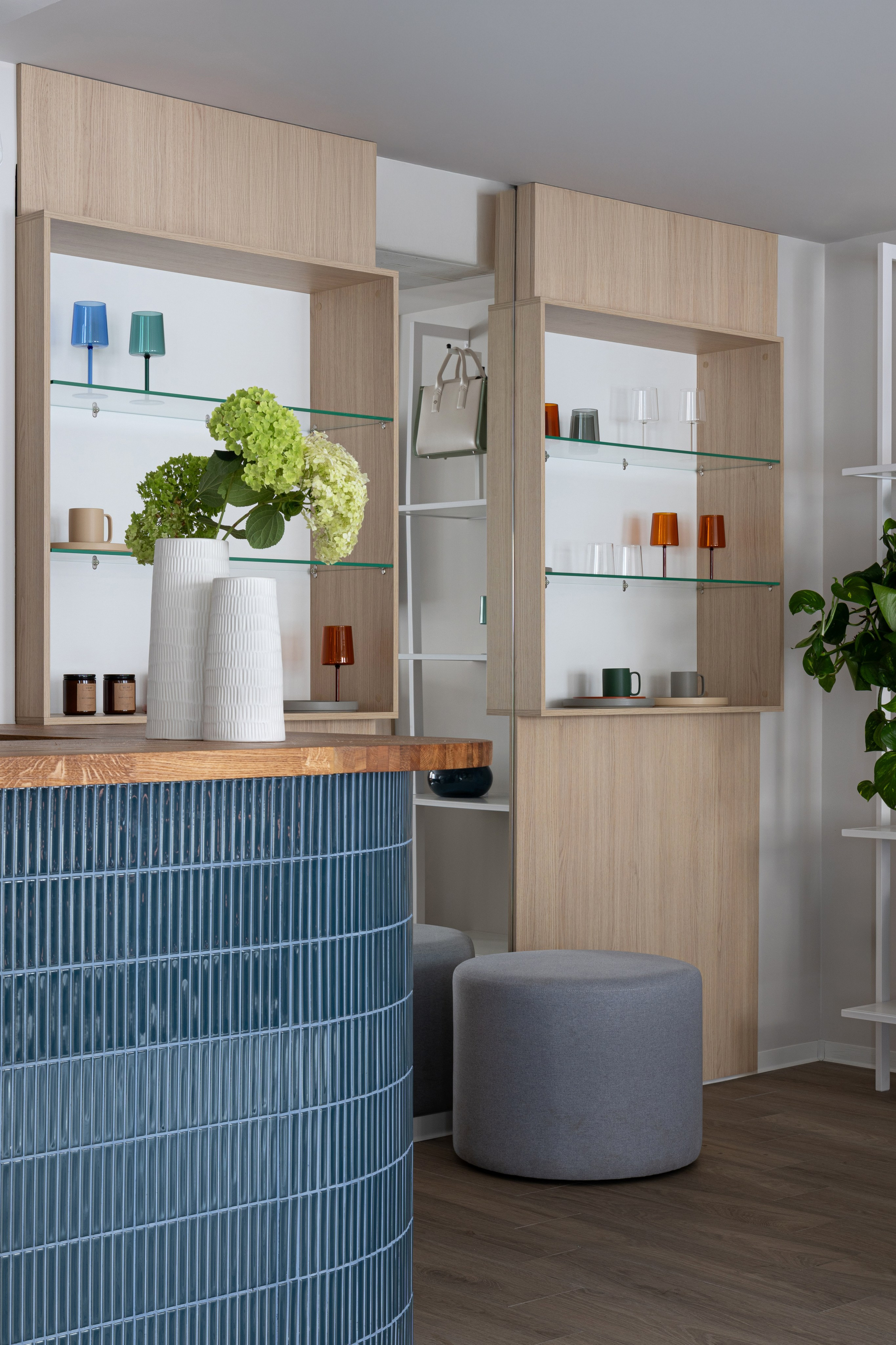 Магазин сумок верфь в Нижнем Новгороде. Интерьерный фотограф в Нижнем Новгороде и Москве Владимир Гудков