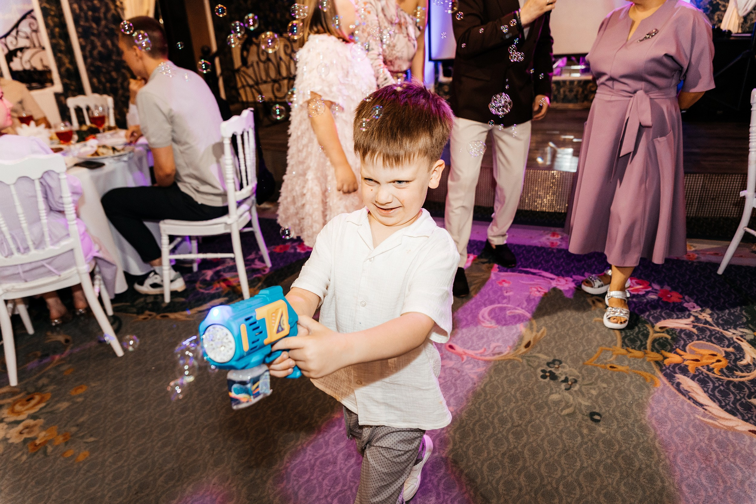 Виталий и Анита. Свадебный, репортажный фотограф в Тюмени Сергей Тапилин