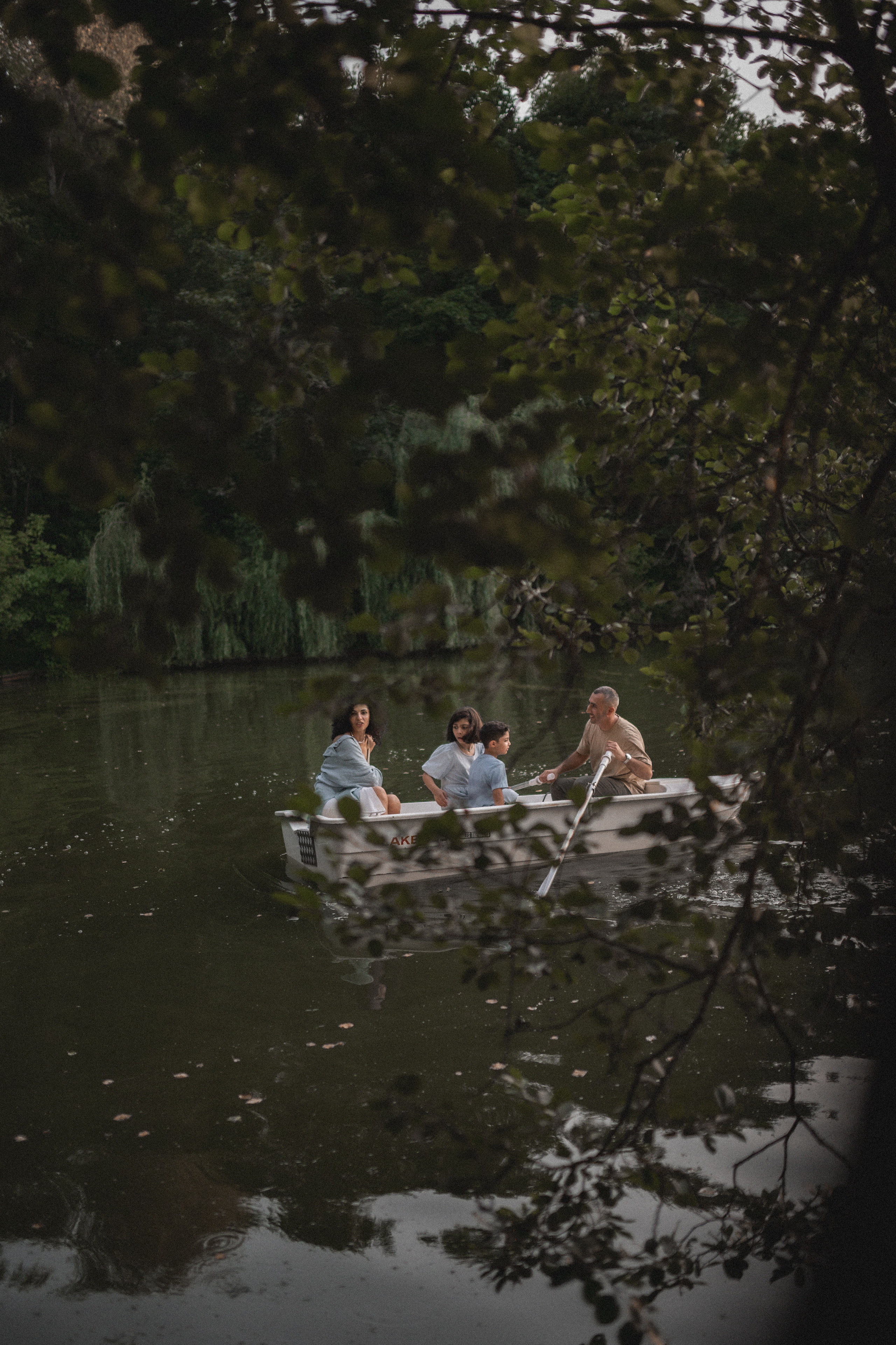 Давид, Лианна, Эмили и Марсель. Зелёное озеро. Семейный и свадебный lifestyle-фотограф в Москве Мария Петрова
