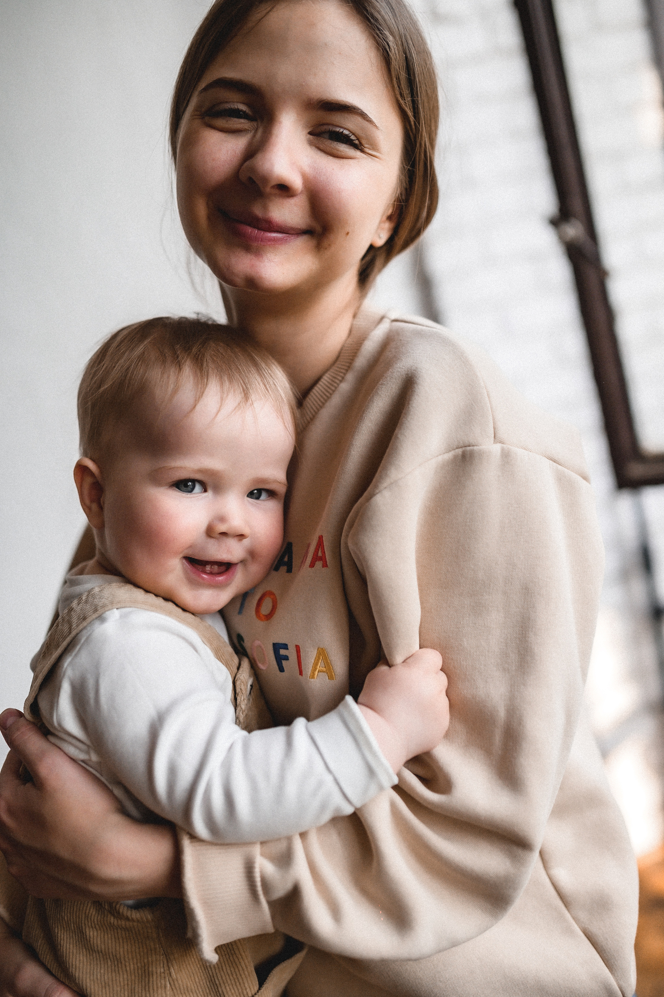 Сергей, Настя и Софа в студии 33/13. Семейный и свадебный lifestyle-фотограф в Москве Мария Петрова