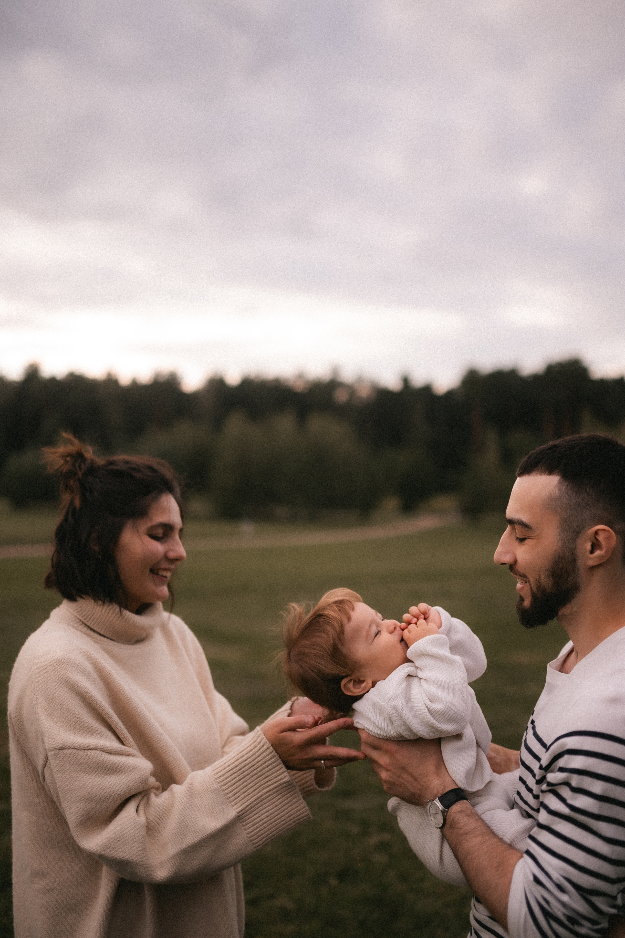 Эмир, Диана и Леон в Мещерском парке. Семейный и свадебный lifestyle-фотограф в Москве Мария Петрова