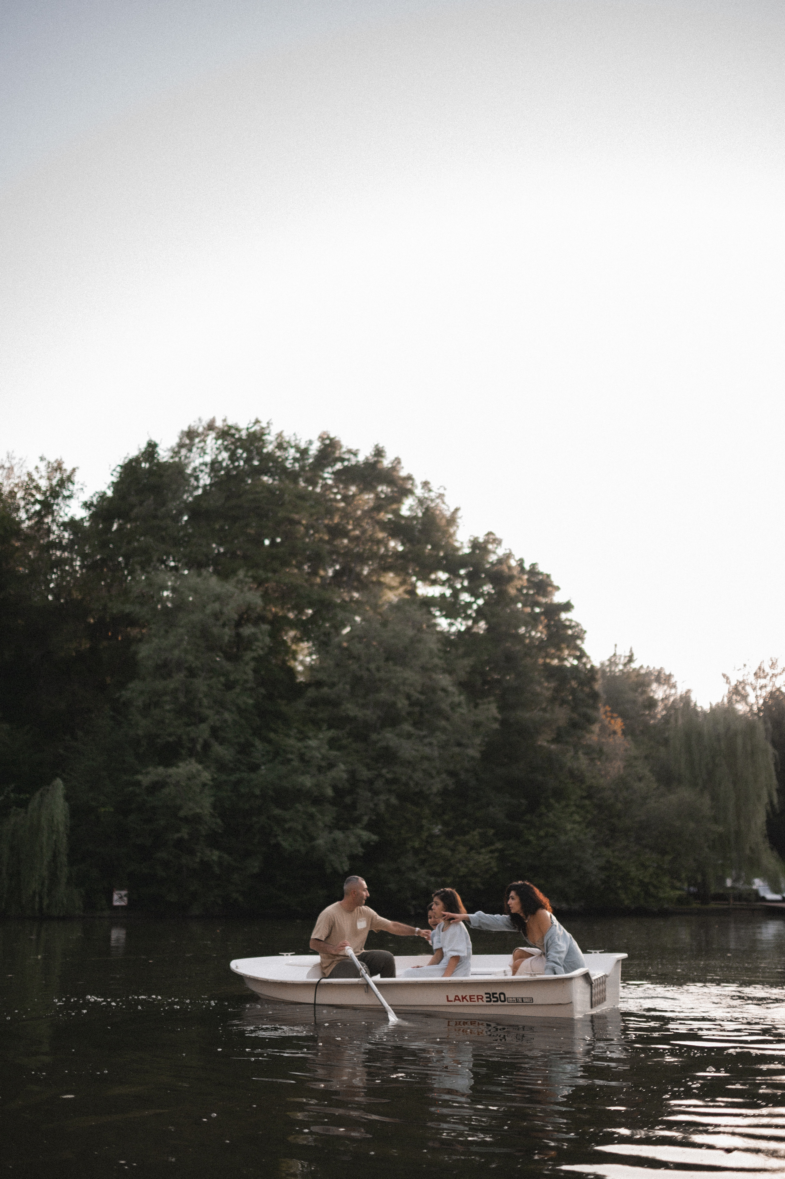 Давид, Лианна, Эмили и Марсель. Зелёное озеро. Семейный и свадебный lifestyle-фотограф в Москве Мария Петрова