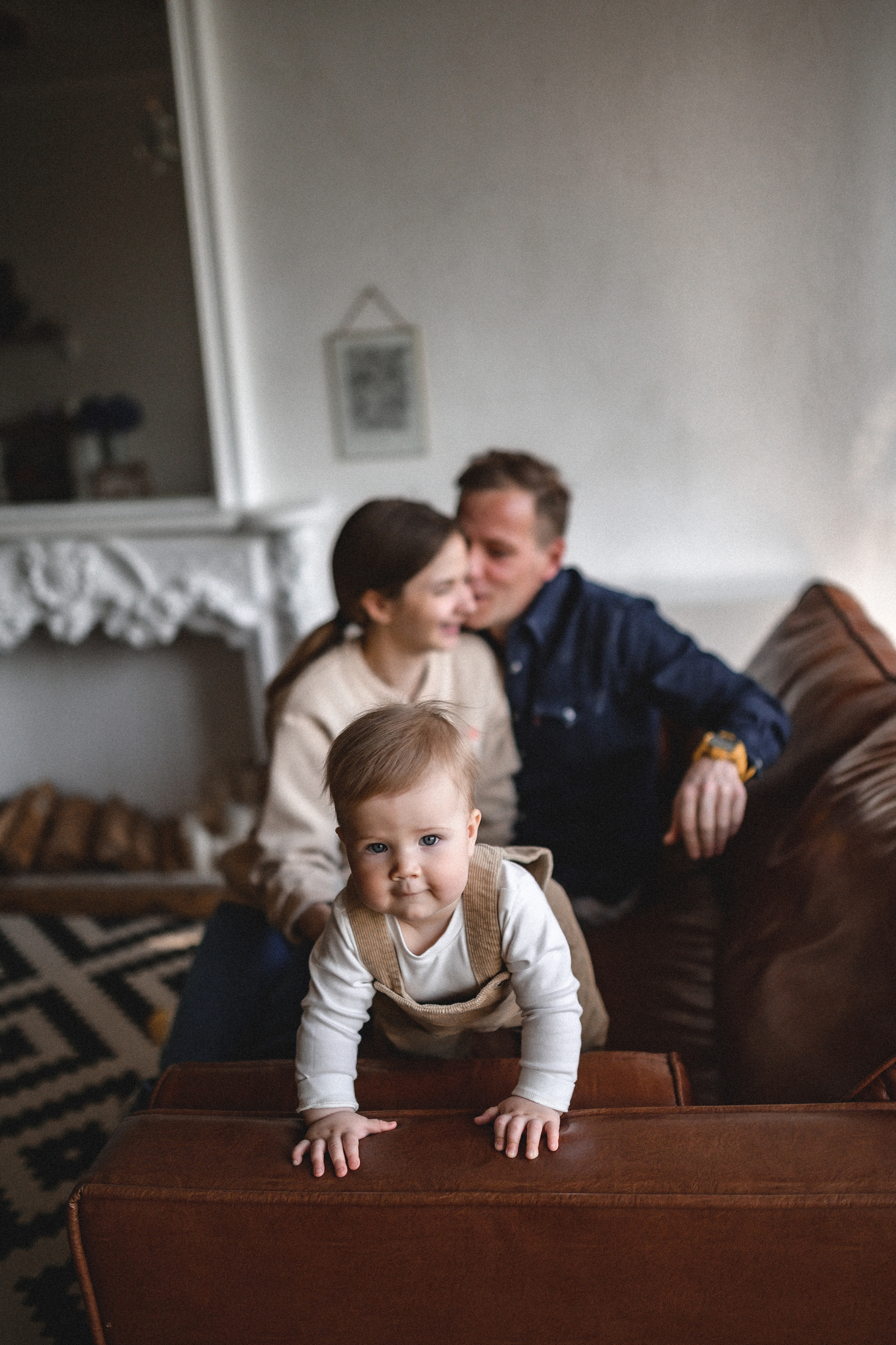 Сергей, Настя и Софа в студии 33/13. Семейный и свадебный lifestyle-фотограф в Москве Мария Петрова