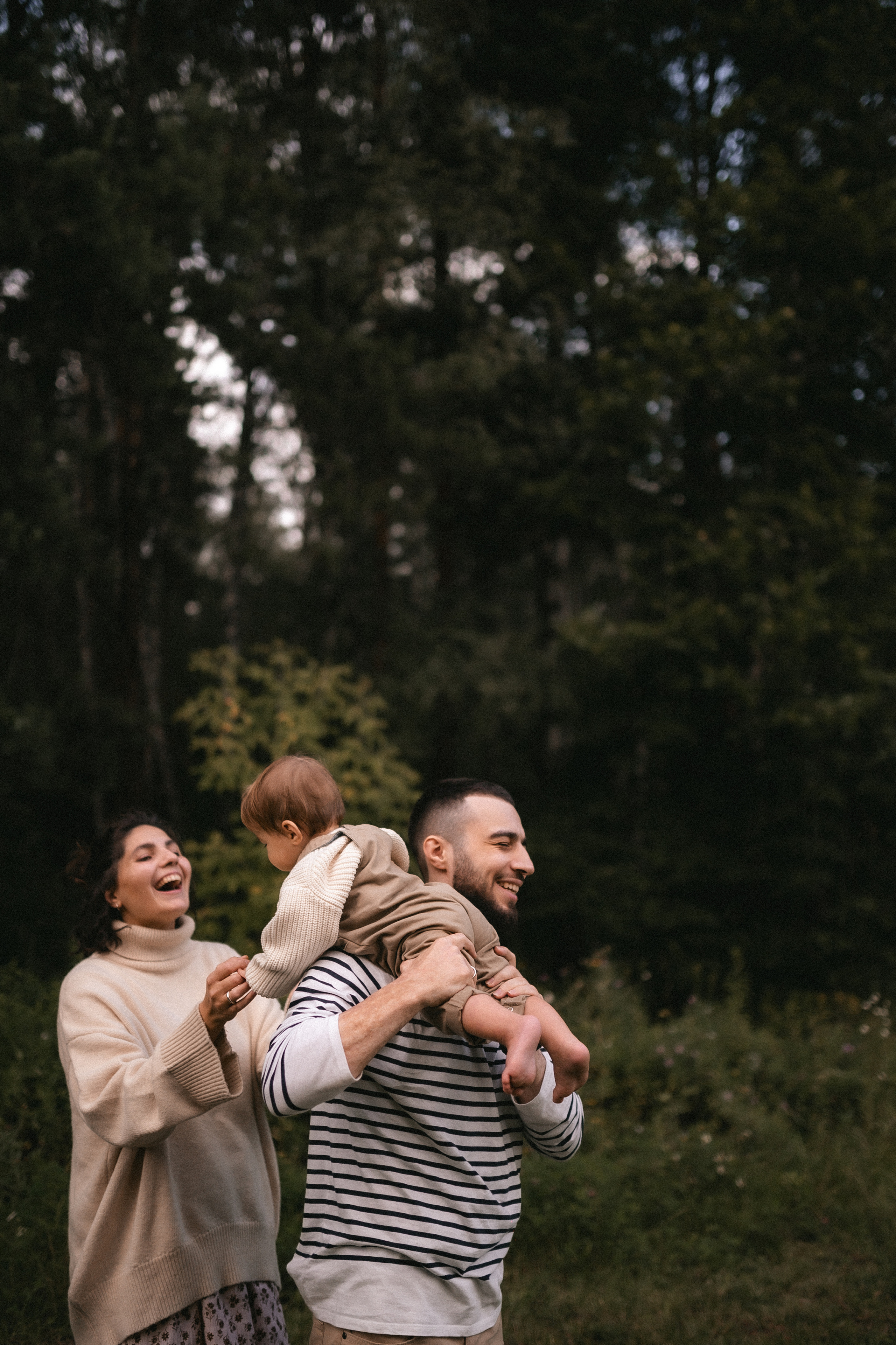 Эмир, Диана и Леон в Мещерском парке. Семейный и свадебный lifestyle-фотограф в Москве Мария Петрова