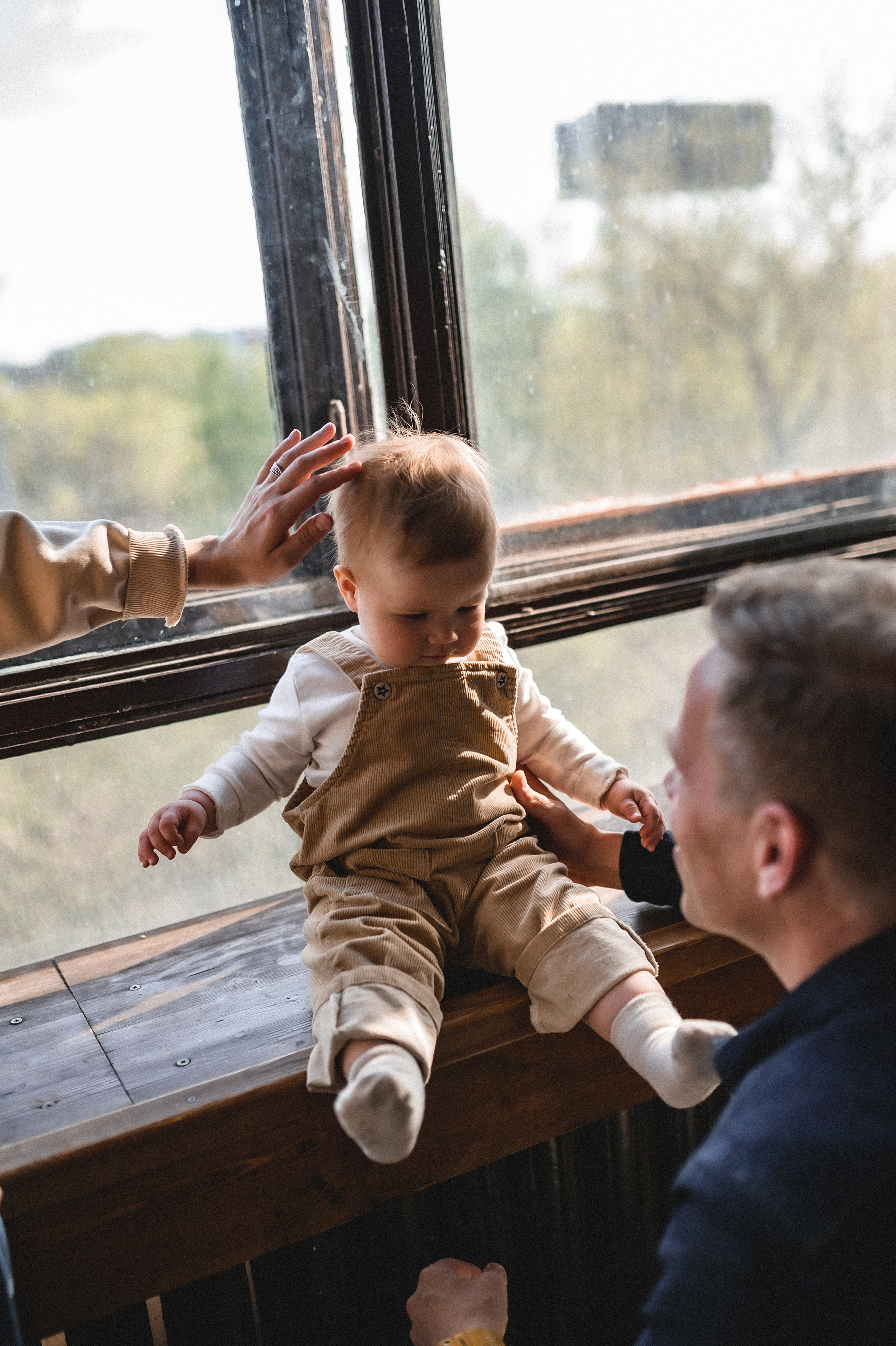 Сергей, Настя и Софа в студии 33/13. Семейный и свадебный lifestyle-фотограф в Москве Мария Петрова