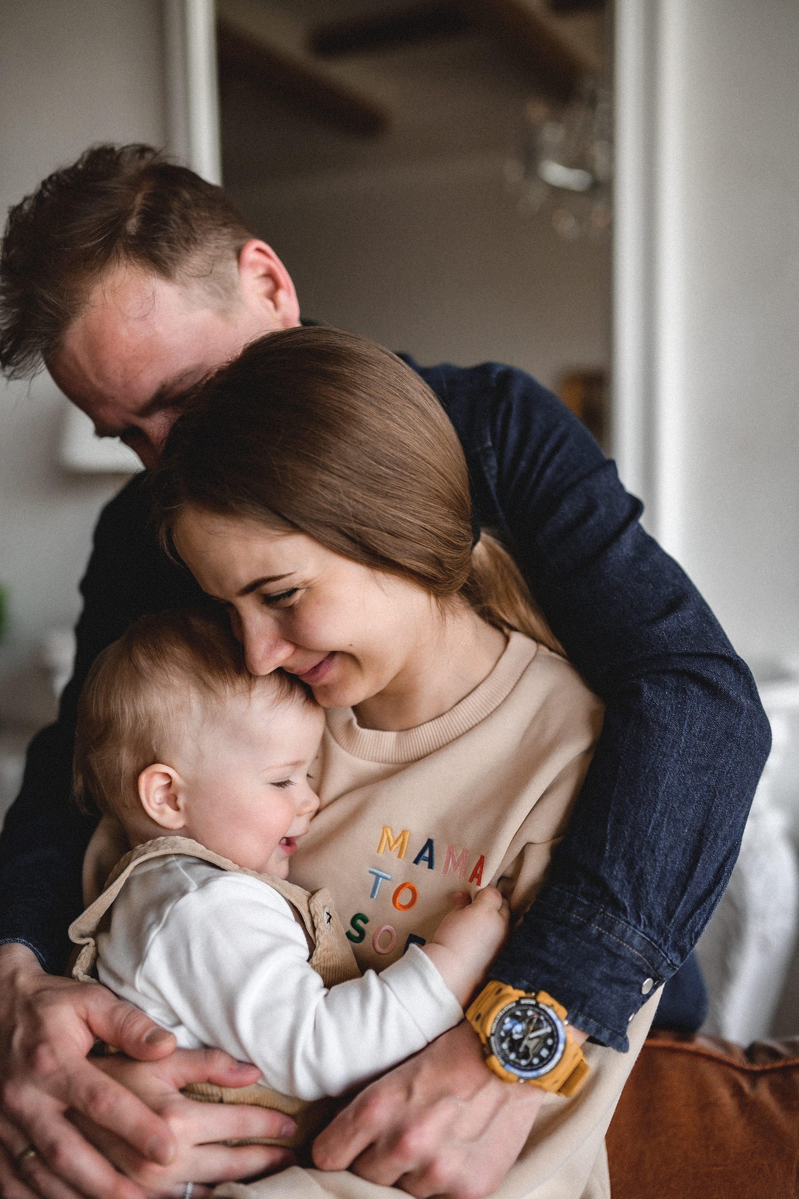 Сергей, Настя и Софа в студии 33/13. Семейный и свадебный lifestyle-фотограф в Москве Мария Петрова