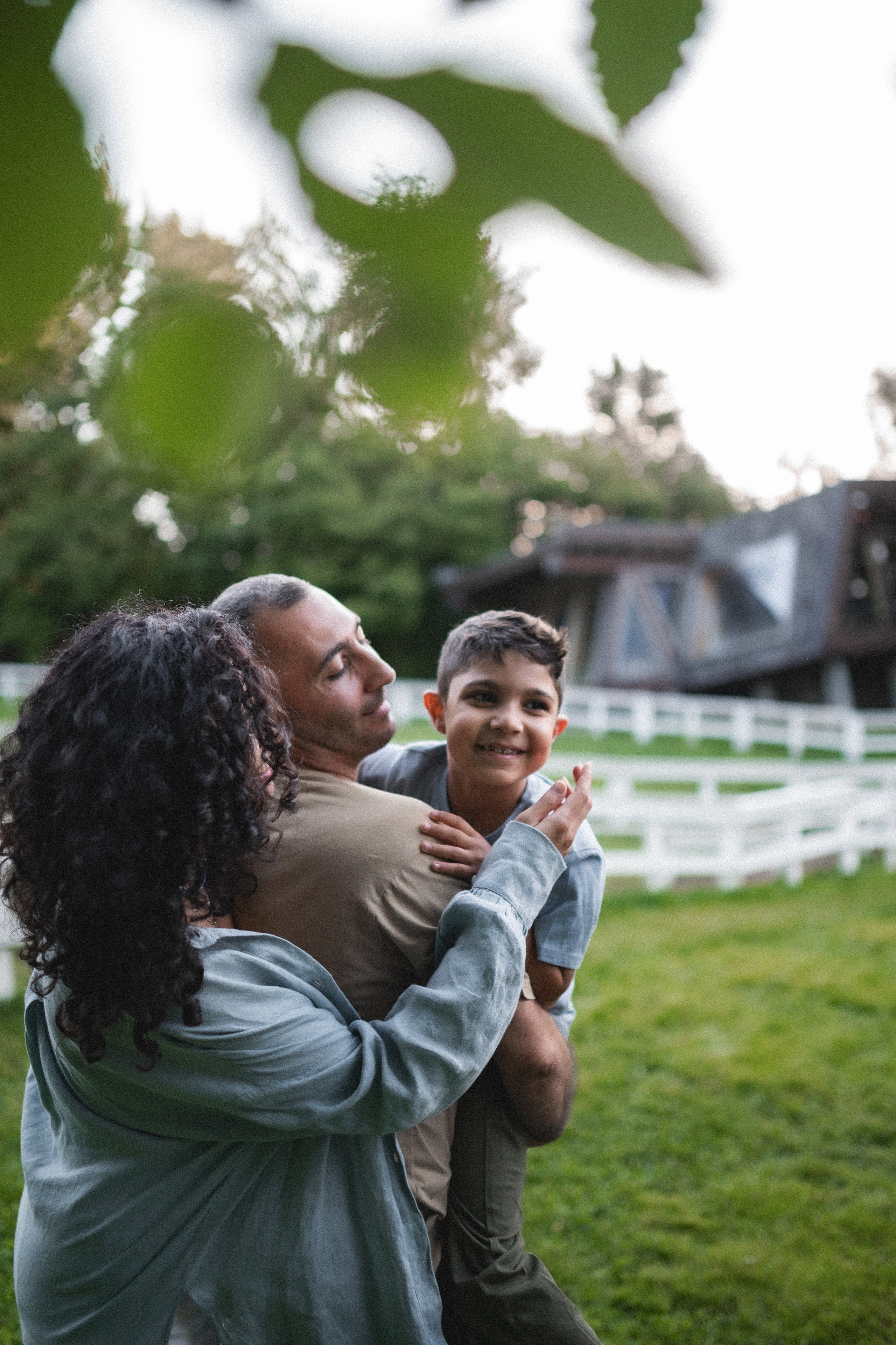 Давид, Лианна, Эмили и Марсель. Зелёное озеро. Семейный и свадебный lifestyle-фотограф в Москве Мария Петрова