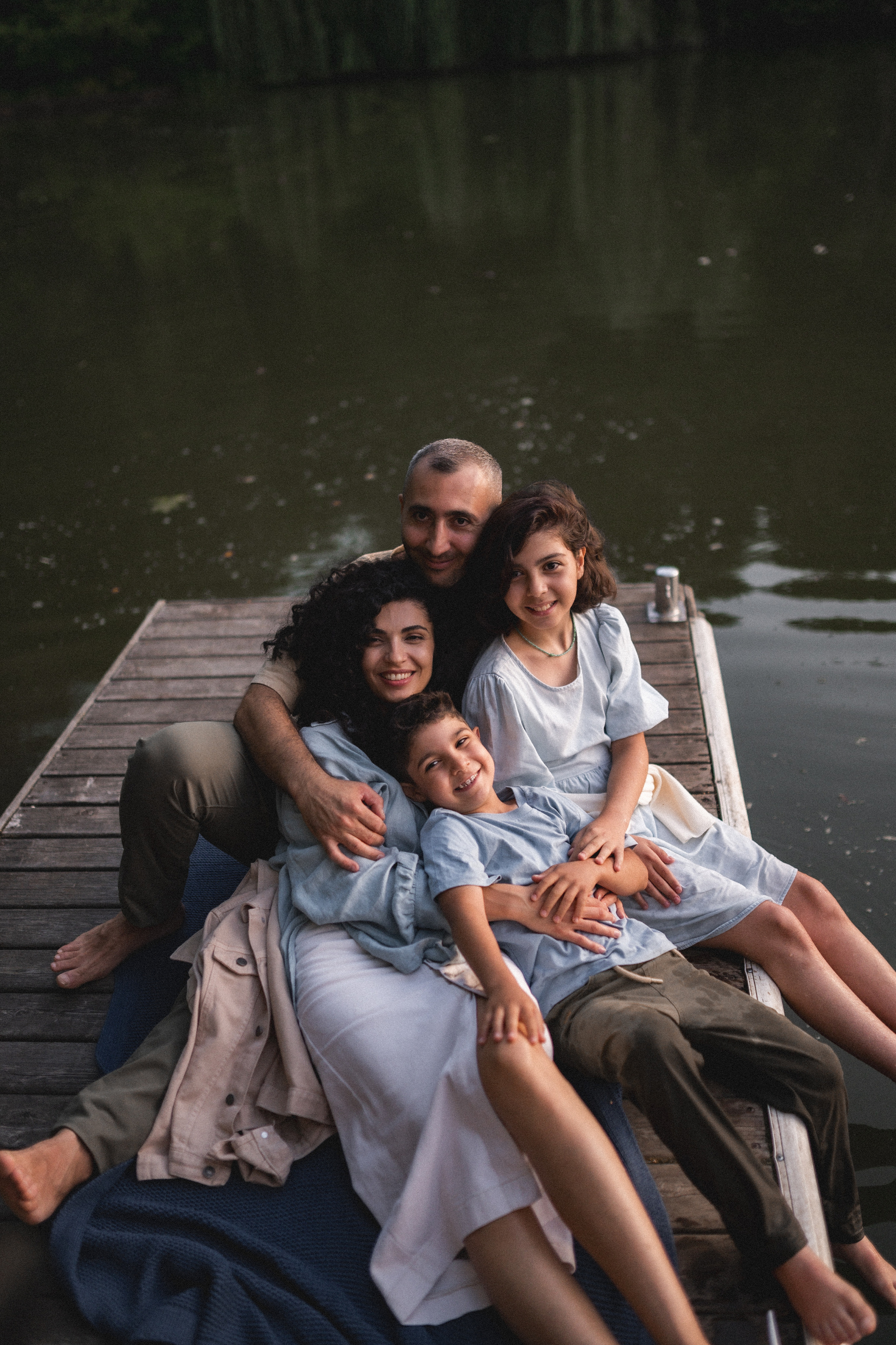 Давид, Лианна, Эмили и Марсель. Зелёное озеро. Семейный и свадебный lifestyle-фотограф в Москве Мария Петрова