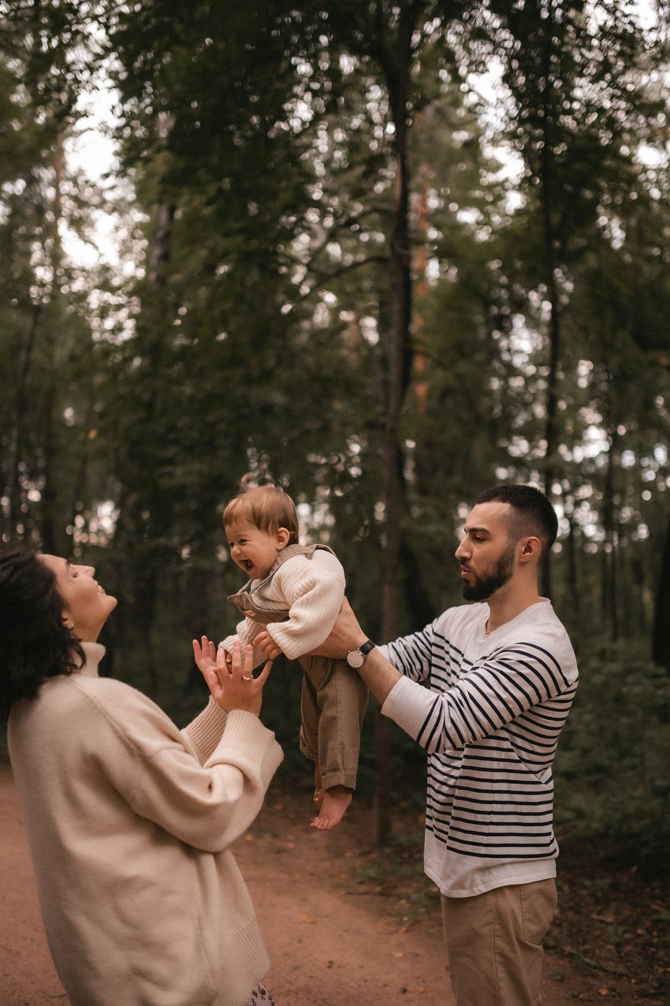 Эмир, Диана и Леон в Мещерском парке. Семейный и свадебный lifestyle-фотограф в Москве Мария Петрова