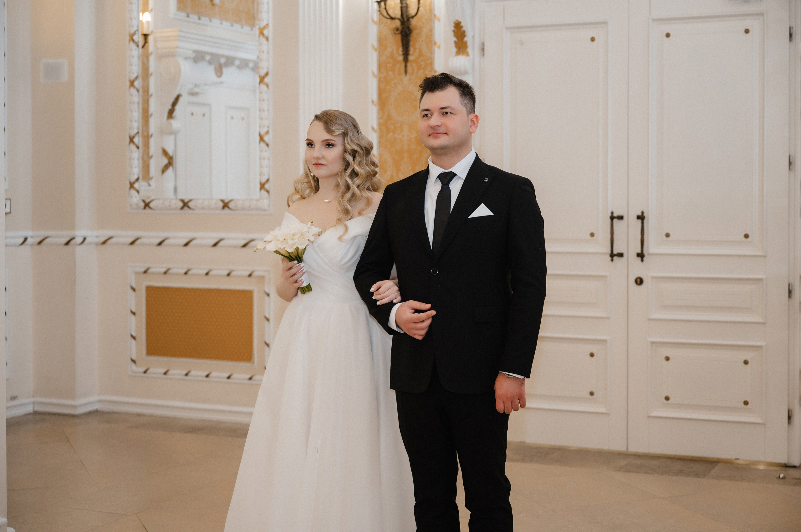 Илья и Ольга.Кусково. Свадебный фотограф Раменское-Москва