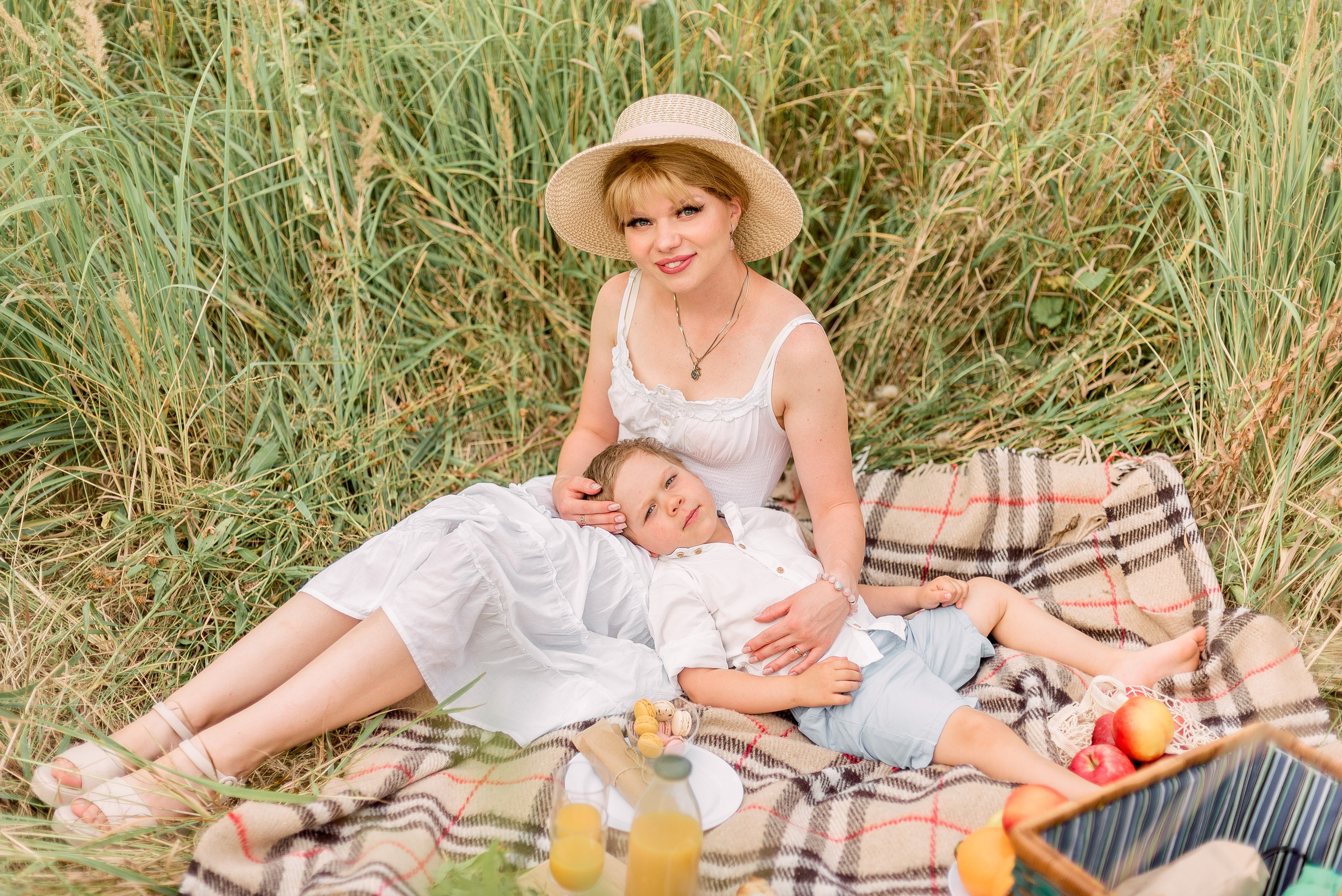 В поле. Фотограф Юлия Попова