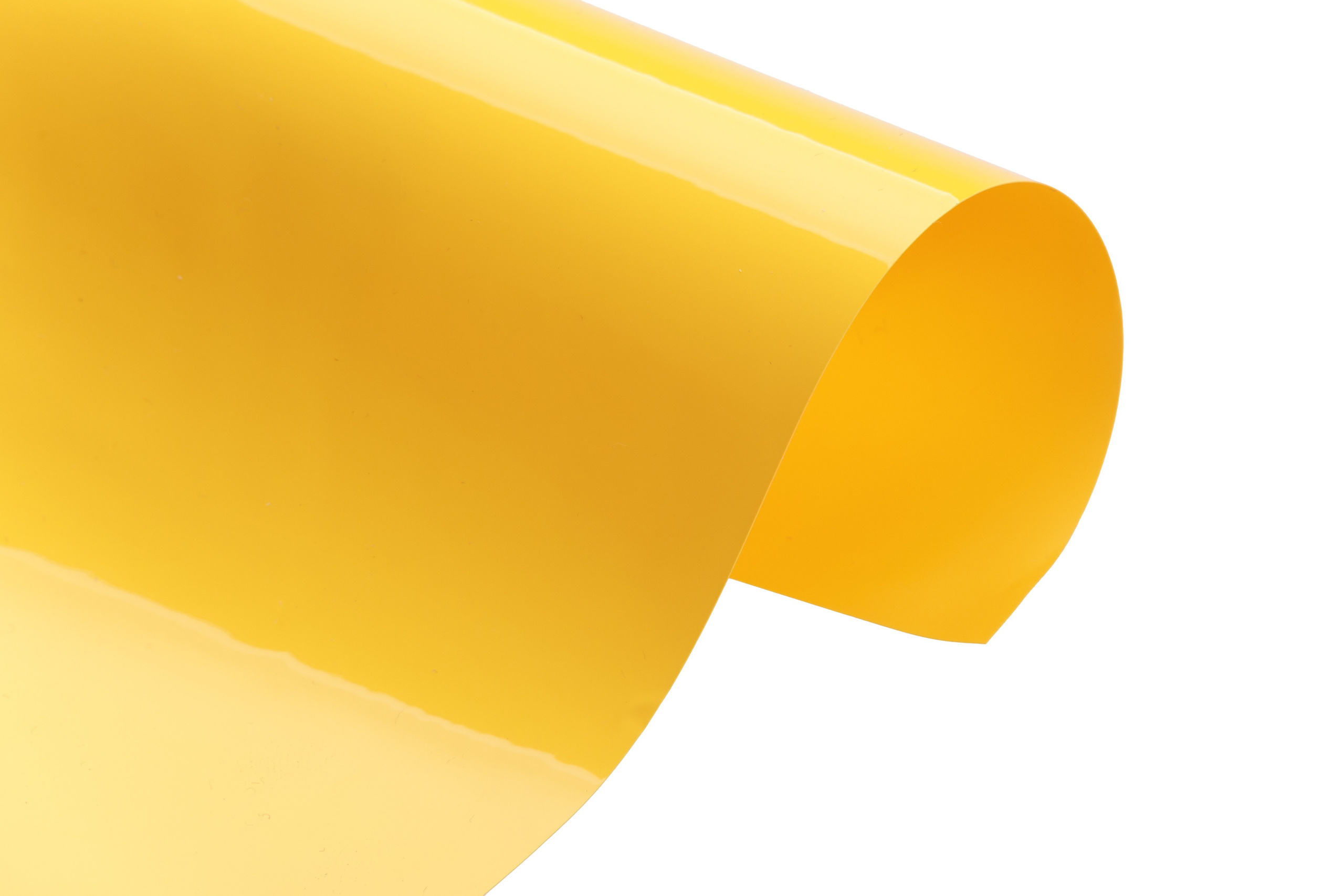 На белом для маркетплейсов и каталогов. Предметный фотограф Александр Трузян