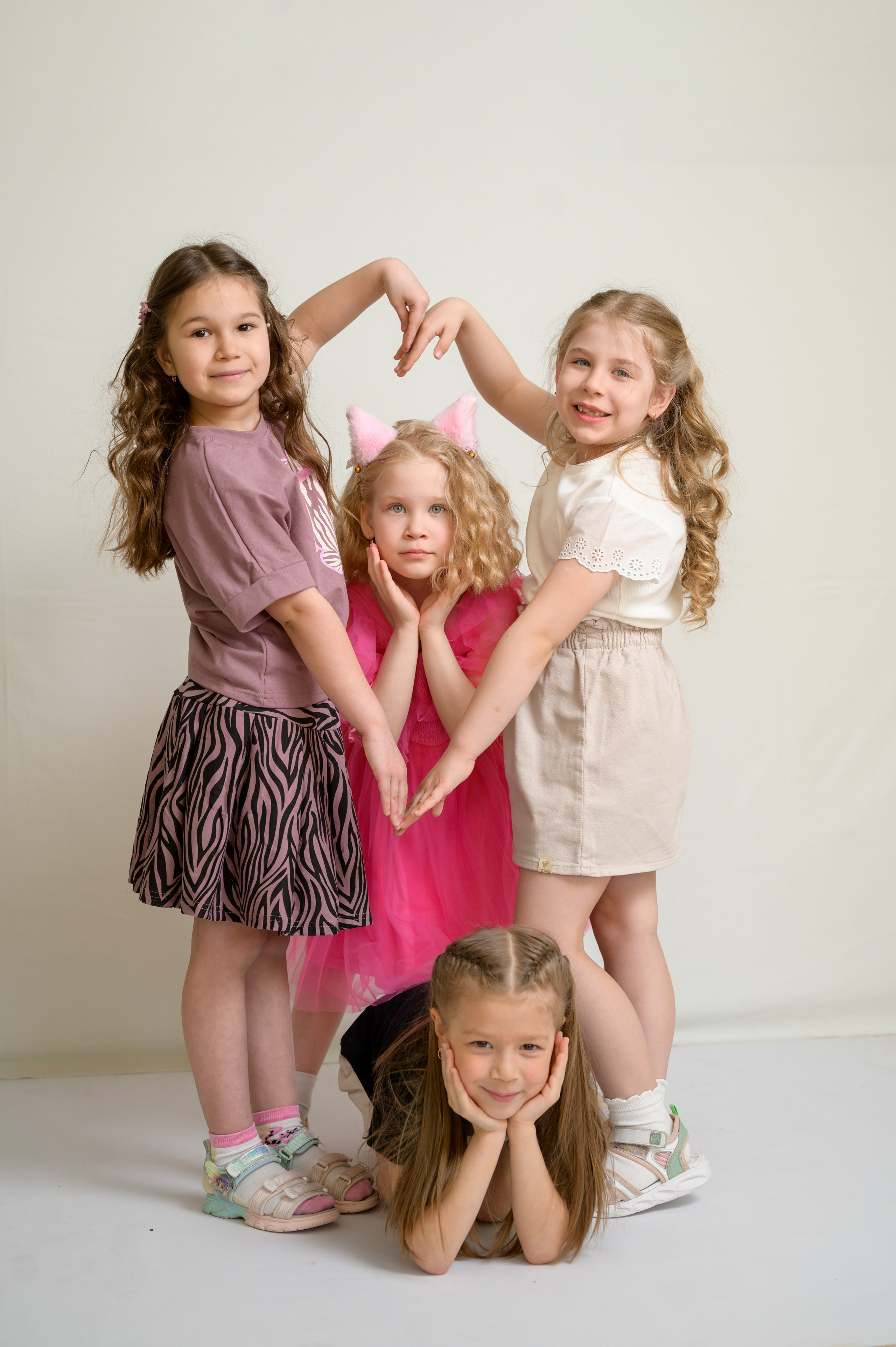 Д/с№ 3к3 группа «Фантазёры» (индивидуальный дизайн) + рисунки детей. Фотограф новорожденных, семейный детский в Тюмени Татьяна Морозова