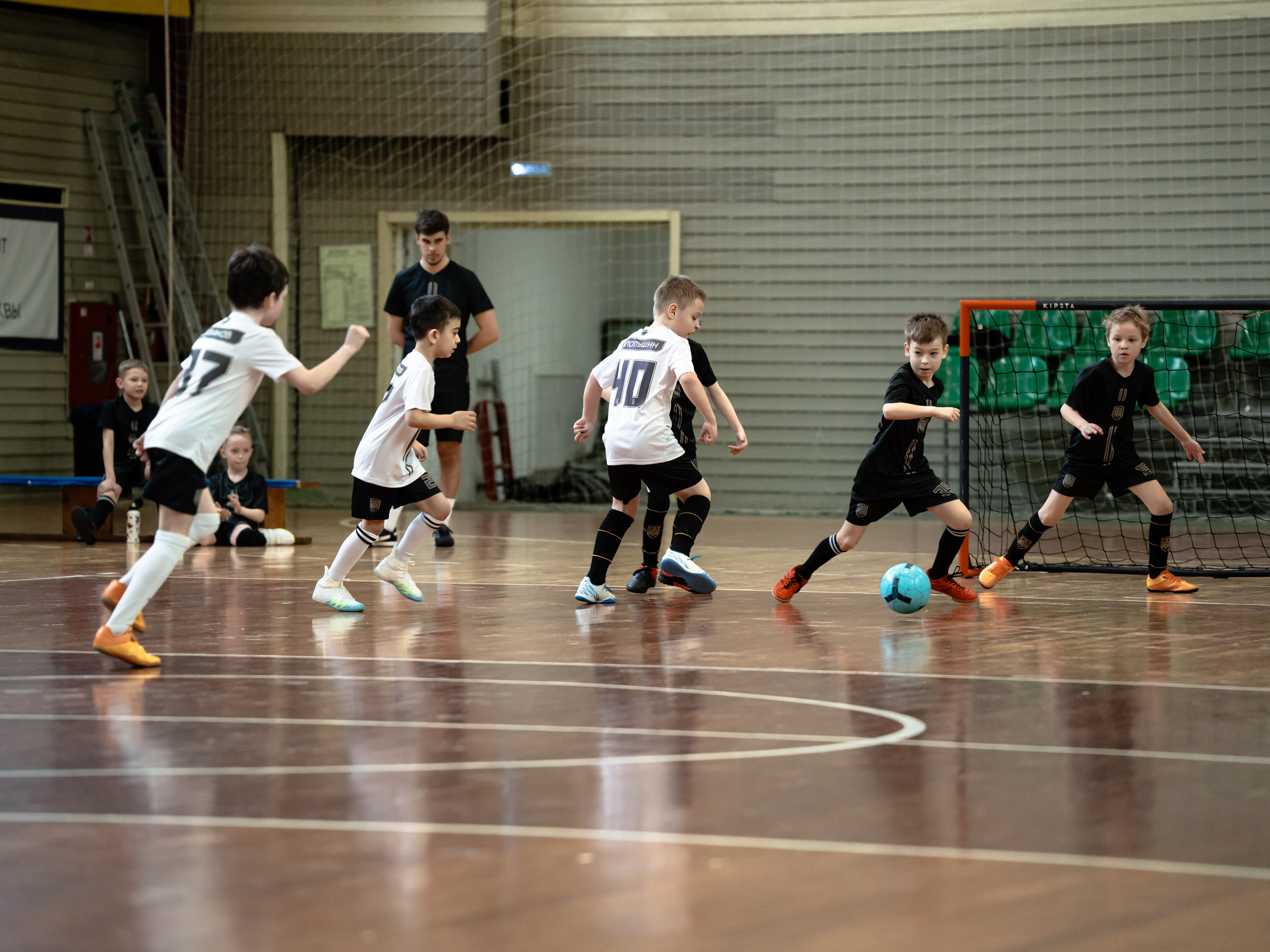 Тики-Така Противостояние 2025. Крамер Юлиана детский и семейный фотограф