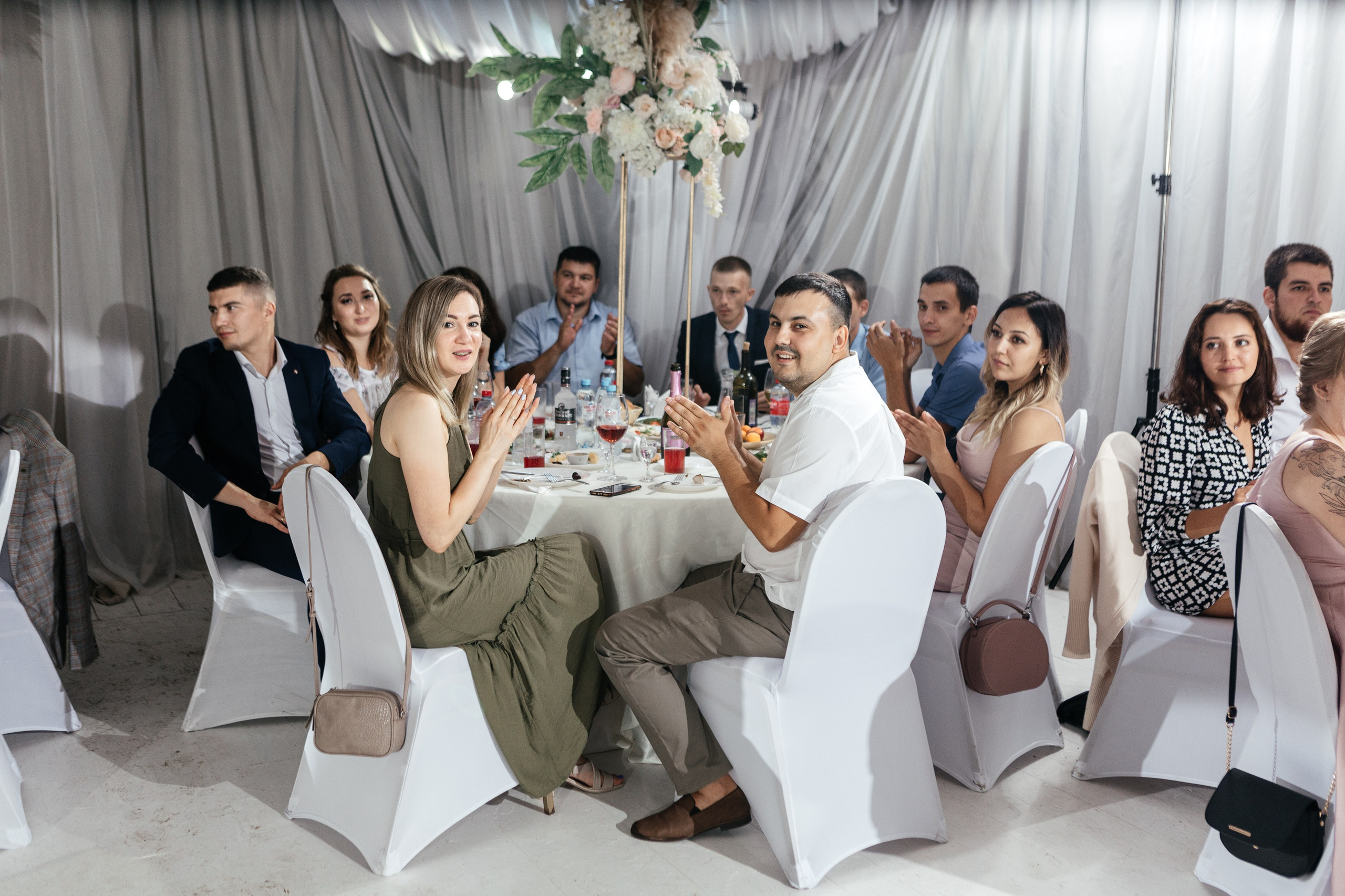 Свадебный фотограф Уфа — Руслан ГабдлисламовЖивые эмоции, красивые кадры, воспоминания на всю жизнь.Работаю по всей Республике Башкортоста. Свадебный фотограф Уфа Руслан Габдлисламов