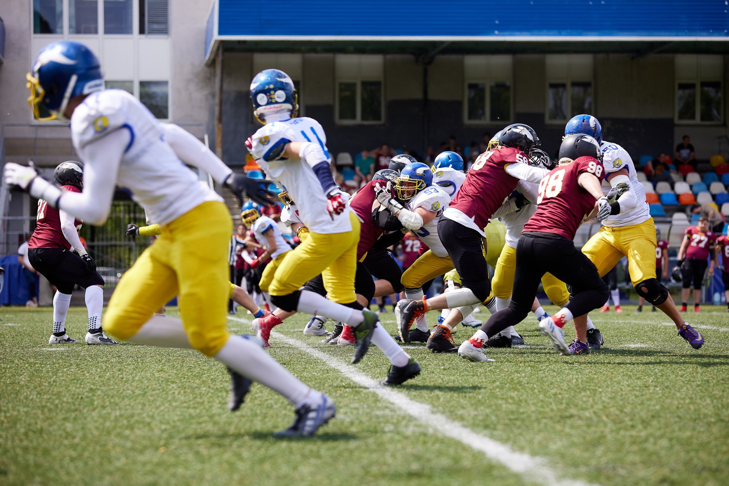 Американский футбол. Матч Чемпионата России — Апачи-Викинги. Светлана Родионова — фотограф спортивный и не только