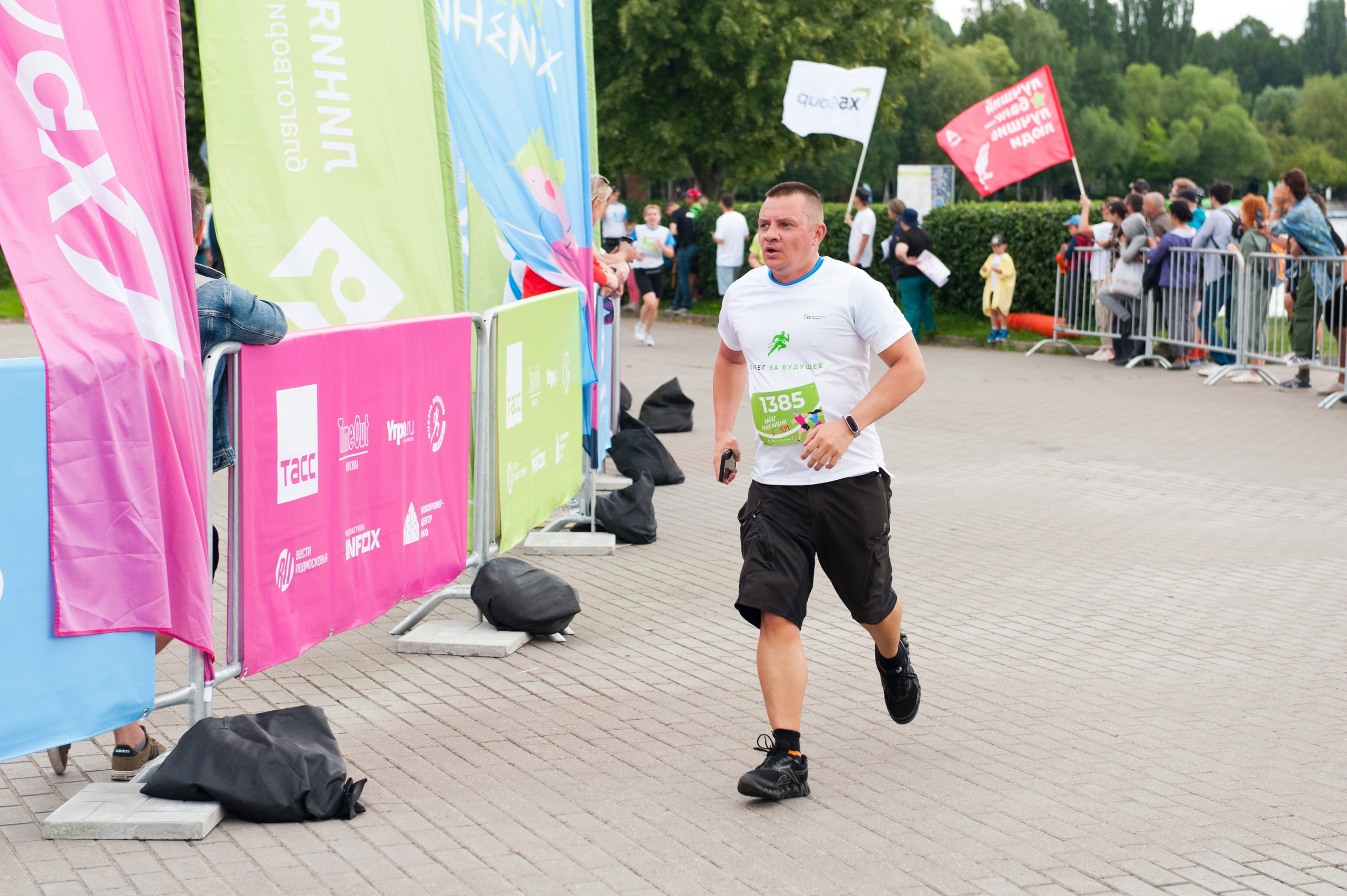 Корпоративное. Забег X5 Retail Group. Репортажный фотограф и видеограф Слава Думчев. Тимбилдинги, отчетники, корпоративы