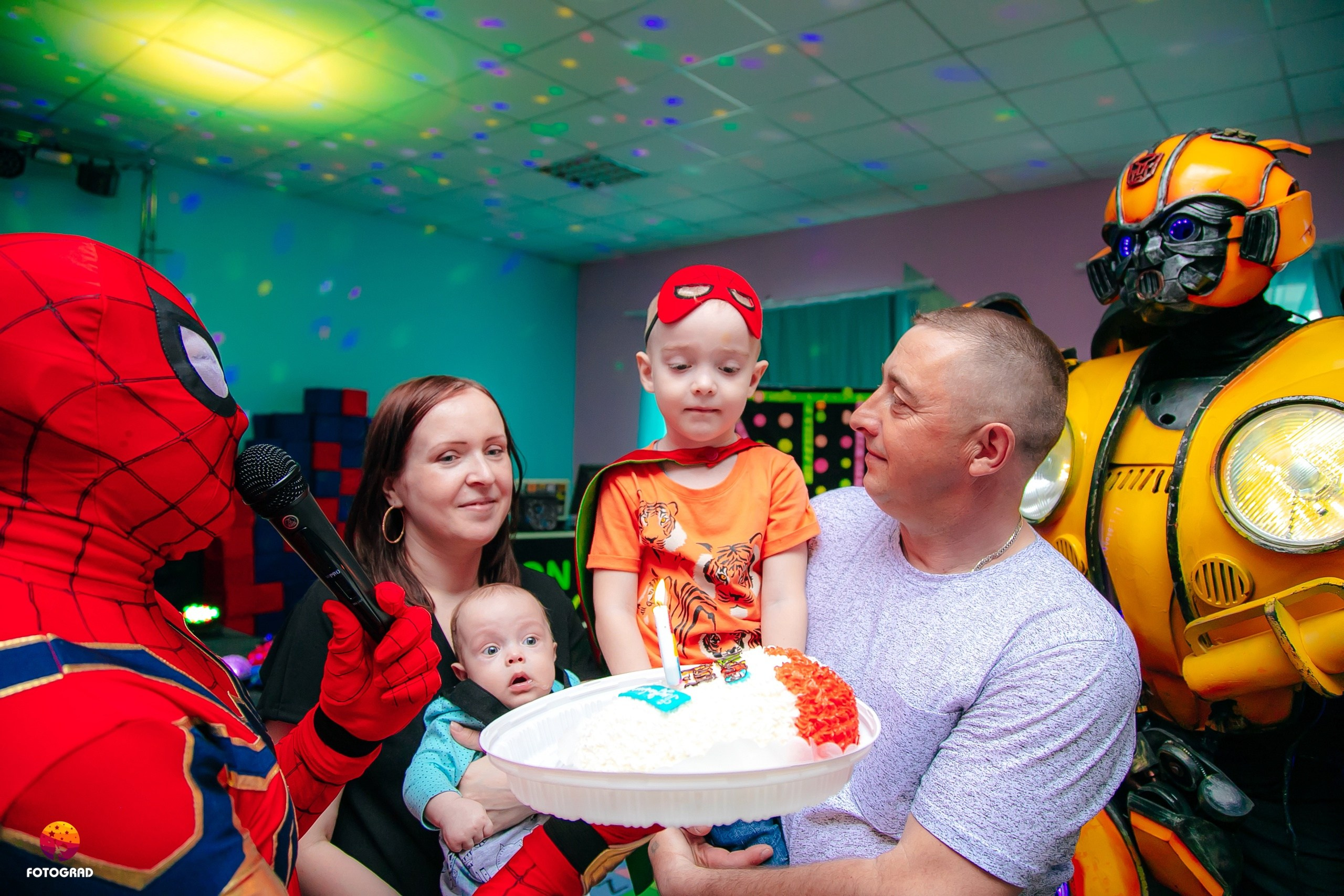 Детский репортаж. Команда специалистов в мире фотографии и видео. Детский фотограф, семейный фотограф