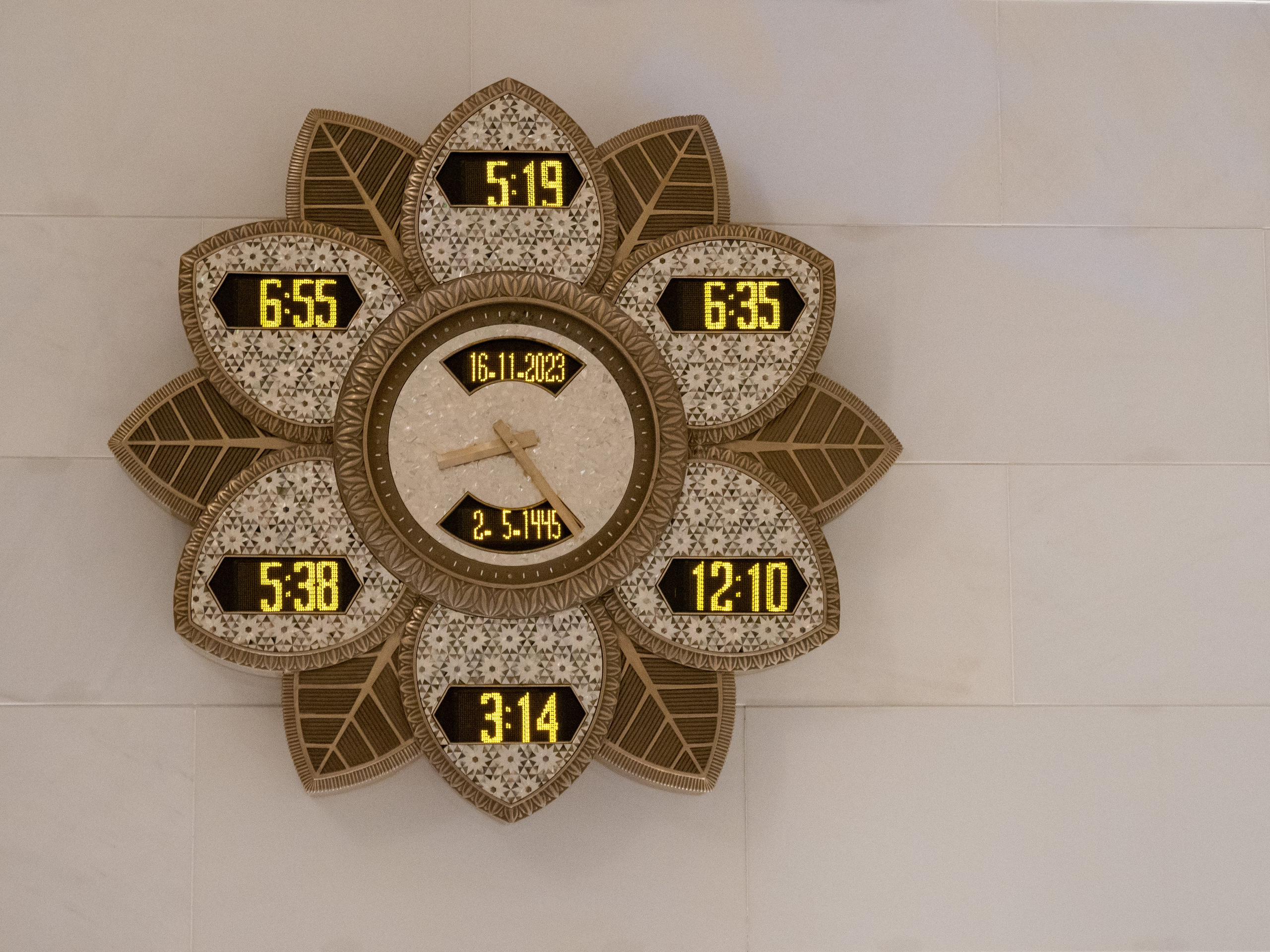 Эмираты, 2023. Творческие сьемки