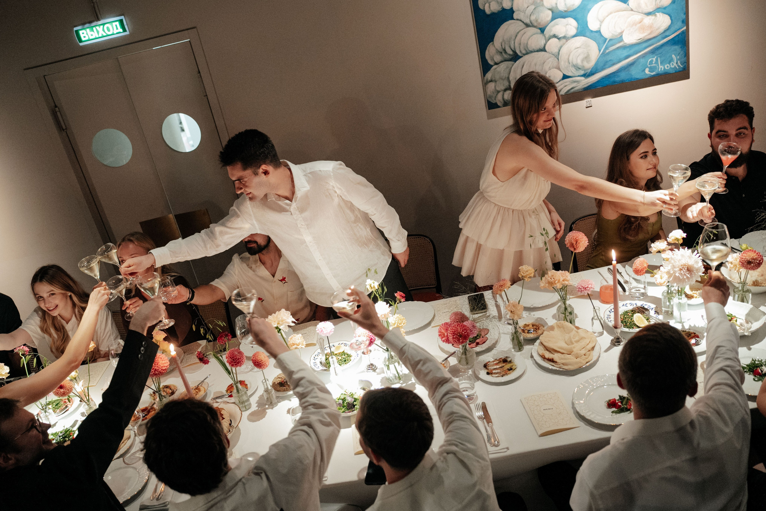 Свадебный ужин в кругу друзей/ ресторан Мина. Свадебный фотограф Москва Александра Аверкова
