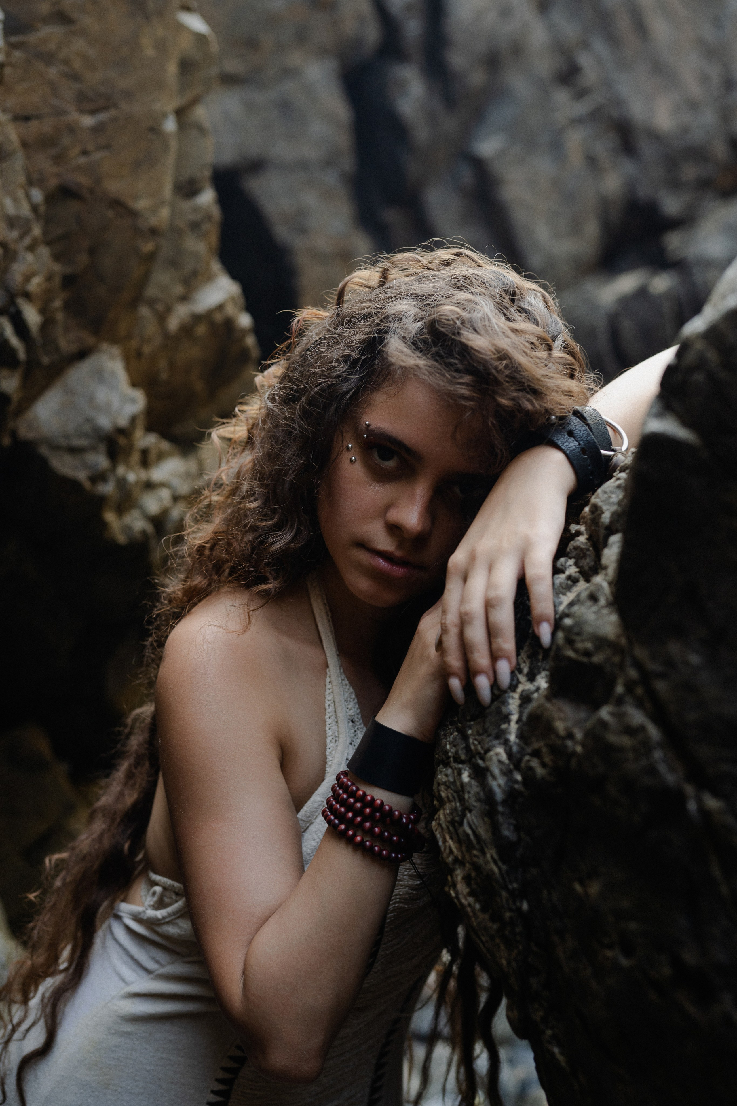 Ксения и море. Фотограф Аля Овчарова