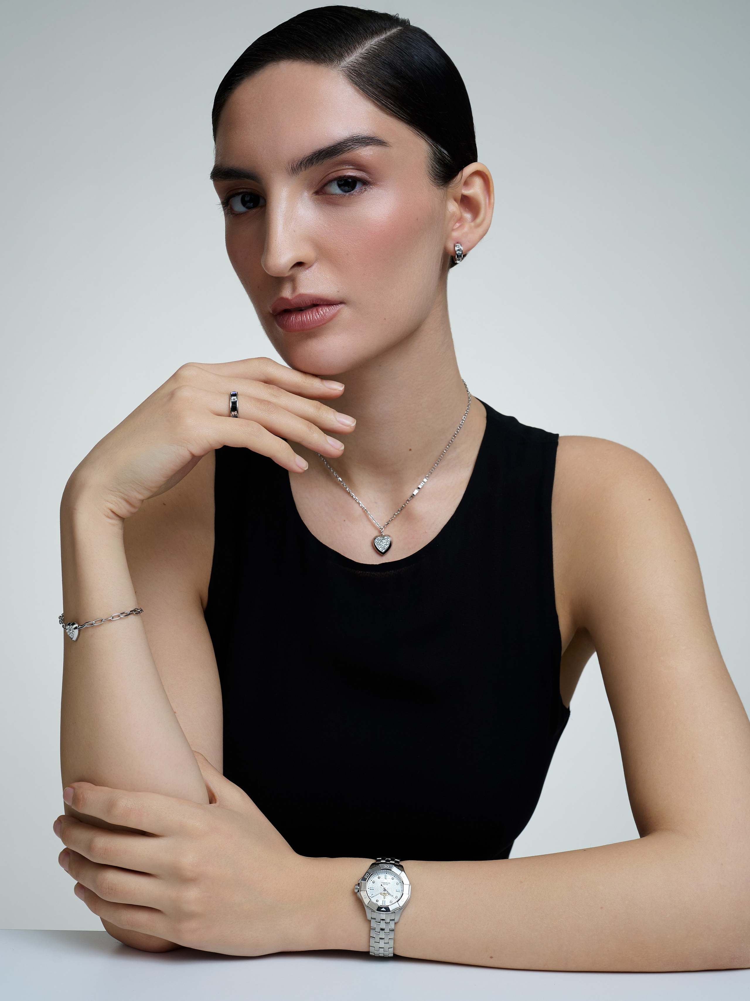 Каталог для бренда AllTime. Фотограф для брендов в Москве Ксения Чупрунова