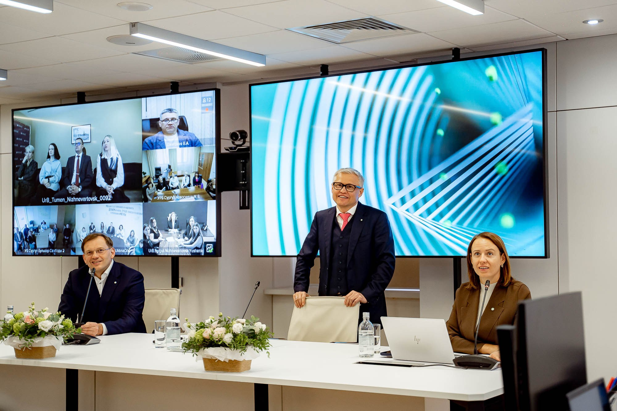 Сбер. Открытый диалог. Сергей Кошкин. Репортажная и ивент-фотография в Сургуте