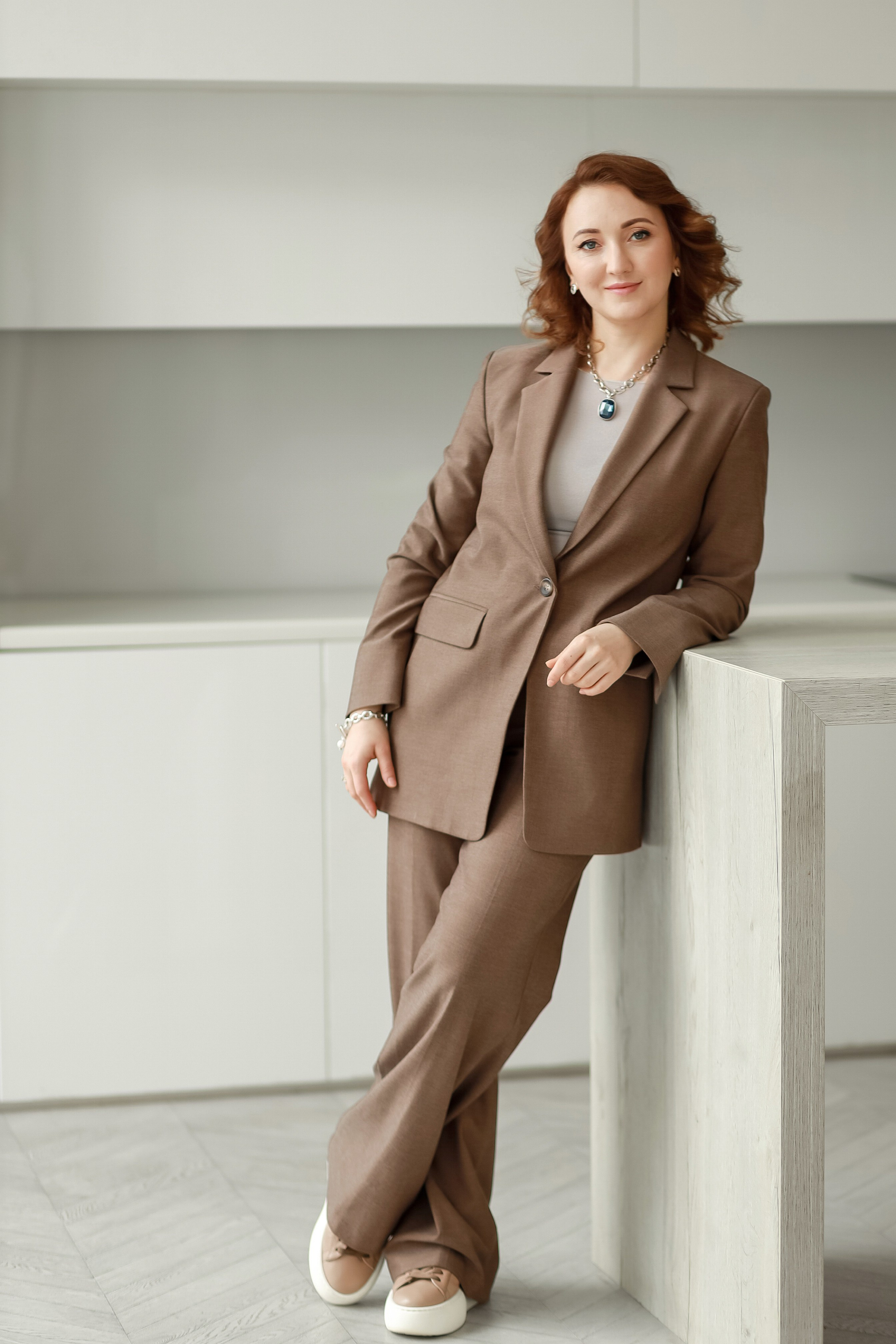 Елена, меценат, директор частной детской школы. Фотограф в Москве Ксения Мокрушина | Brand & Women photographer