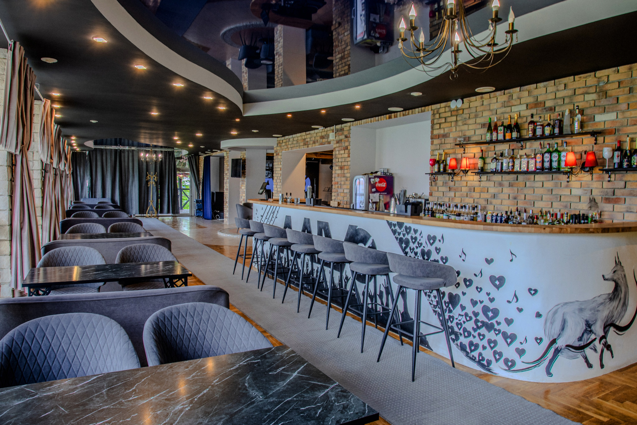 Концертный клуб «Сердце замка» A-Alvo, фото интерьерного фотографа Алексея Муравьёва, музыкальное пространство УфаЛобби клуба «Сердце замка» A-Alvo, съёмка интерьерного фотографа Алексея Муравьёва, концертная площадкаЗал концертного клуба «Сердце замка» A-Alvo, работа интерьерного фотографа Алексея Муравьёва, мероприятия УфаСцена клуба «Сердце замка» A-Alvo, фото интерьерного фотографа Алексея Муравьёва, музыкальные выступленияФойе концертного клуба «Сердце замка» A-Alvo, съёмка интерьерного фотографа Алексея Муравьёва, атмосфера УфаАкустика клуба «Сердце замка» A-Alvo, работа интерьерного фотографа Алексея Муравьёва, живой звукЗона отдыха «Сердце замка» A-Alvo, фото интерьерного фотографа Алексея Муравьёва, комфорт для зрителейВход в клуб «Сердце замка» A-Alvo, съёмка интерьерного фотографа Алексея Муравьёва, концертная площадка УфаИнтерьер концертного клуба «Сердце замка» A-Alvo, работа интерьерного фотографа Алексея Муравьёва, мероприятияОсвещение клуба «Сердце замка» A-Alvo, фото интерьерного фотографа Алексея Муравьёва, концертный зал УфаЗвуковое оборудование «Сердце замка» A-Alvo, съёмка интерьерного фотографа Алексея Муравьёва, музыкальная площадкаМеста для зрителей клуб «Сердце замка» A-Alvo, работа интерьерного фотографа Алексея Муравьёва, комфорт УфаБарная зона «Сердце замка» A-Alvo, фото интерьерного фотографа Алексея Муравьёва, концертная площадкаВестибюль клуба «Сердце замка» A-Alvo, съёмка интерьерного фотографа Алексея Муравьёва, вход УфаОбщая панорама концертного клуба «Сердце замка» A-Alvo, работа интерьерного фотографа Алексея Муравьёва, музыкальное пространство