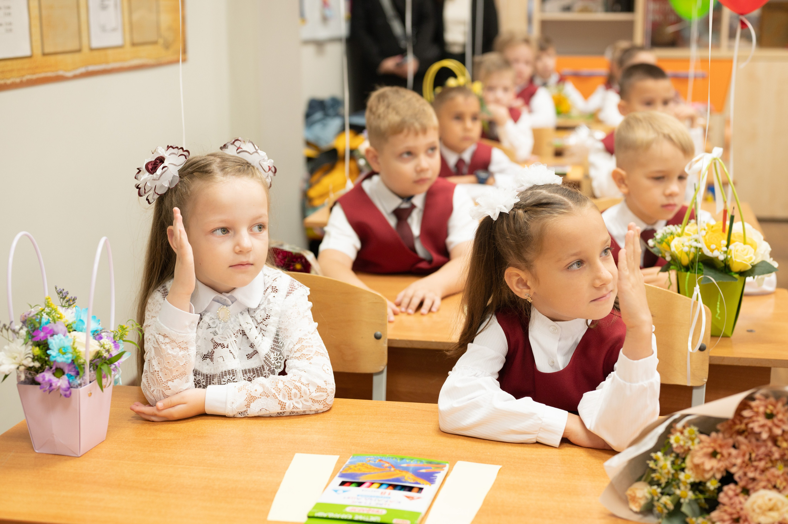 1 сентября 1 К 16 гимназия репортаж, линейка +в классе. Фотограф новорожденных, семейный детский в Тюмени Татьяна Морозова